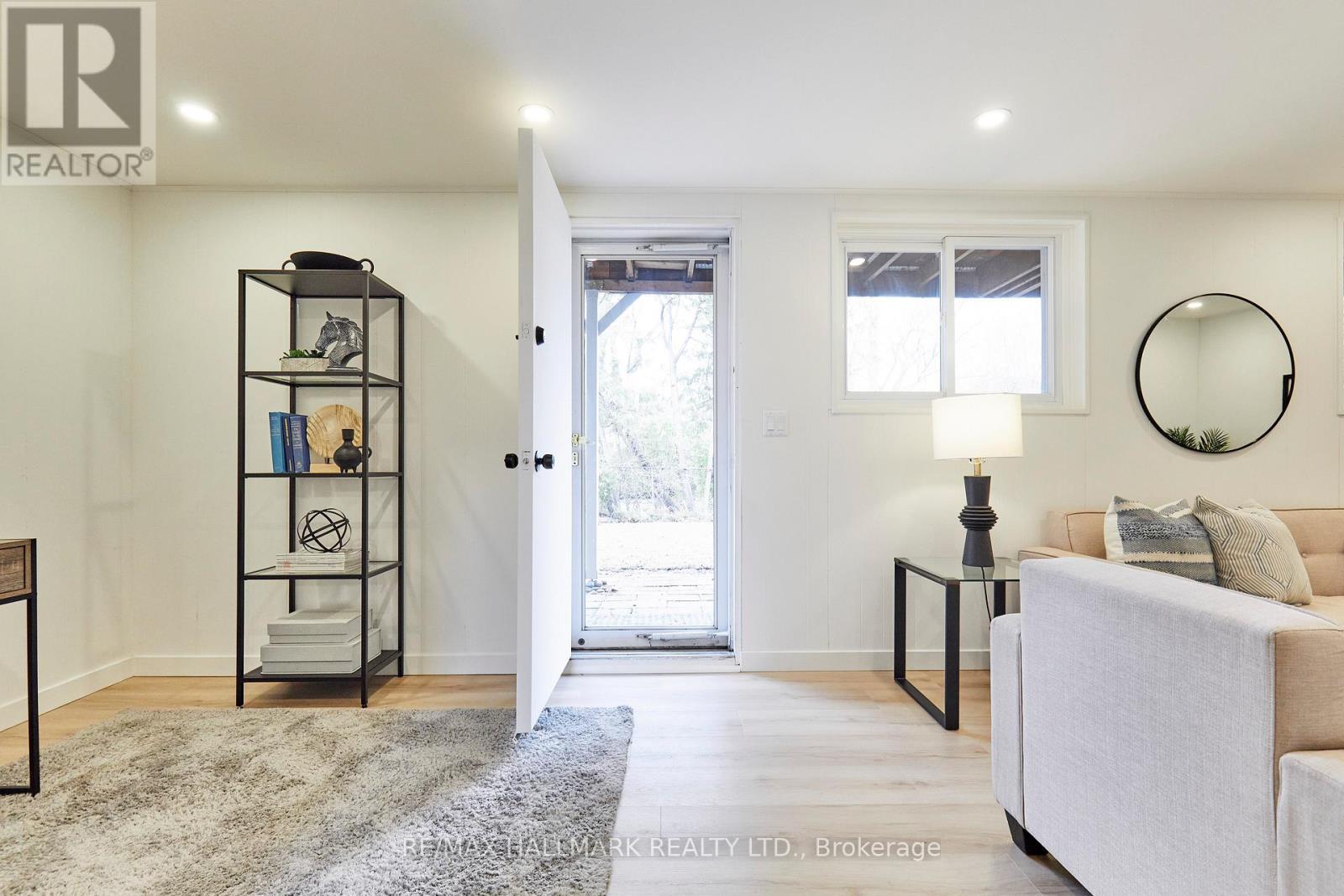 194 Sloane Avenue, Toronto, Ontario  M4A 2C6 - Photo 24 - C12962442