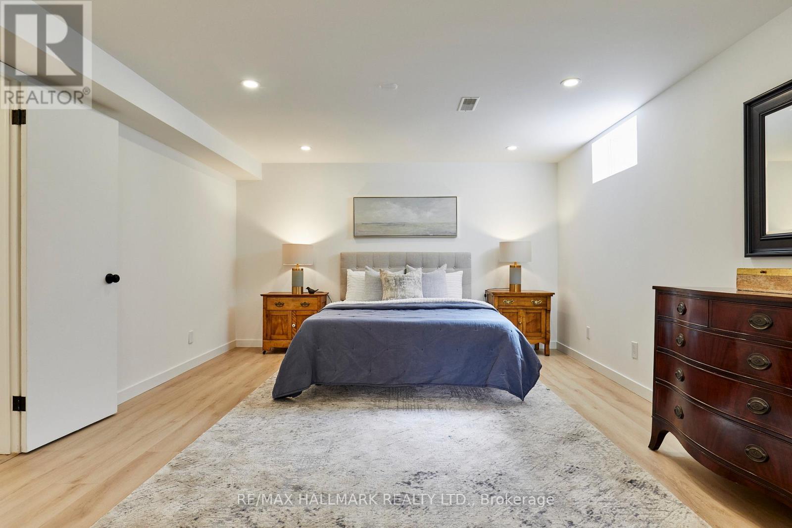 194 Sloane Avenue, Toronto, Ontario  M4A 2C6 - Photo 25 - C12962442