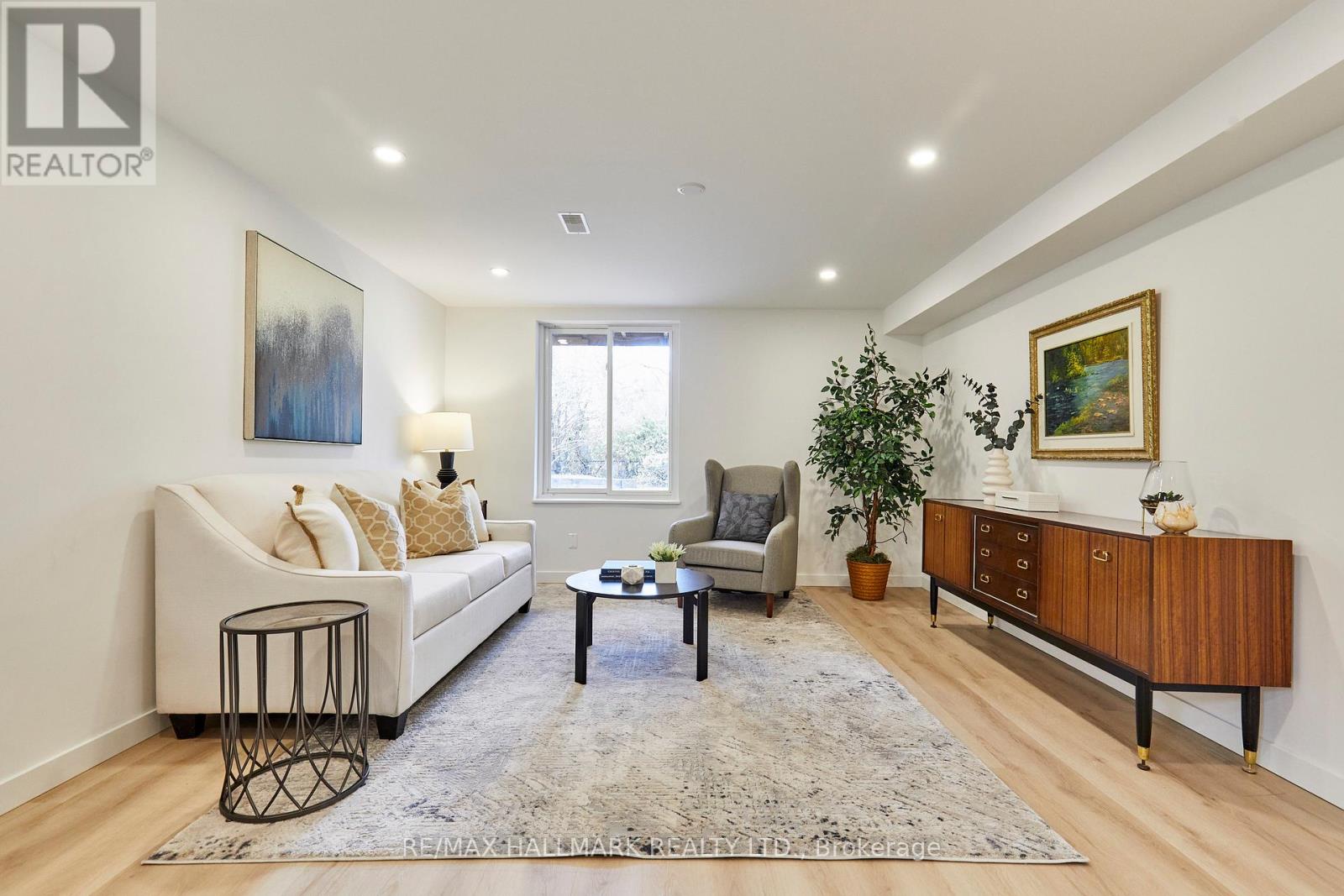 194 Sloane Avenue, Toronto, Ontario  M4A 2C6 - Photo 26 - C12962442