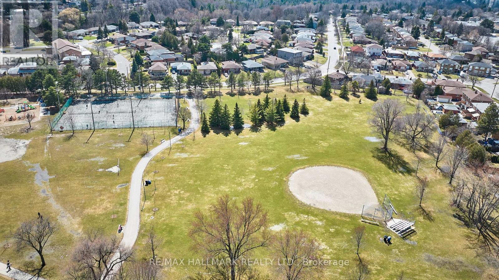 194 Sloane Avenue, Toronto, Ontario  M4A 2C6 - Photo 34 - C12962442