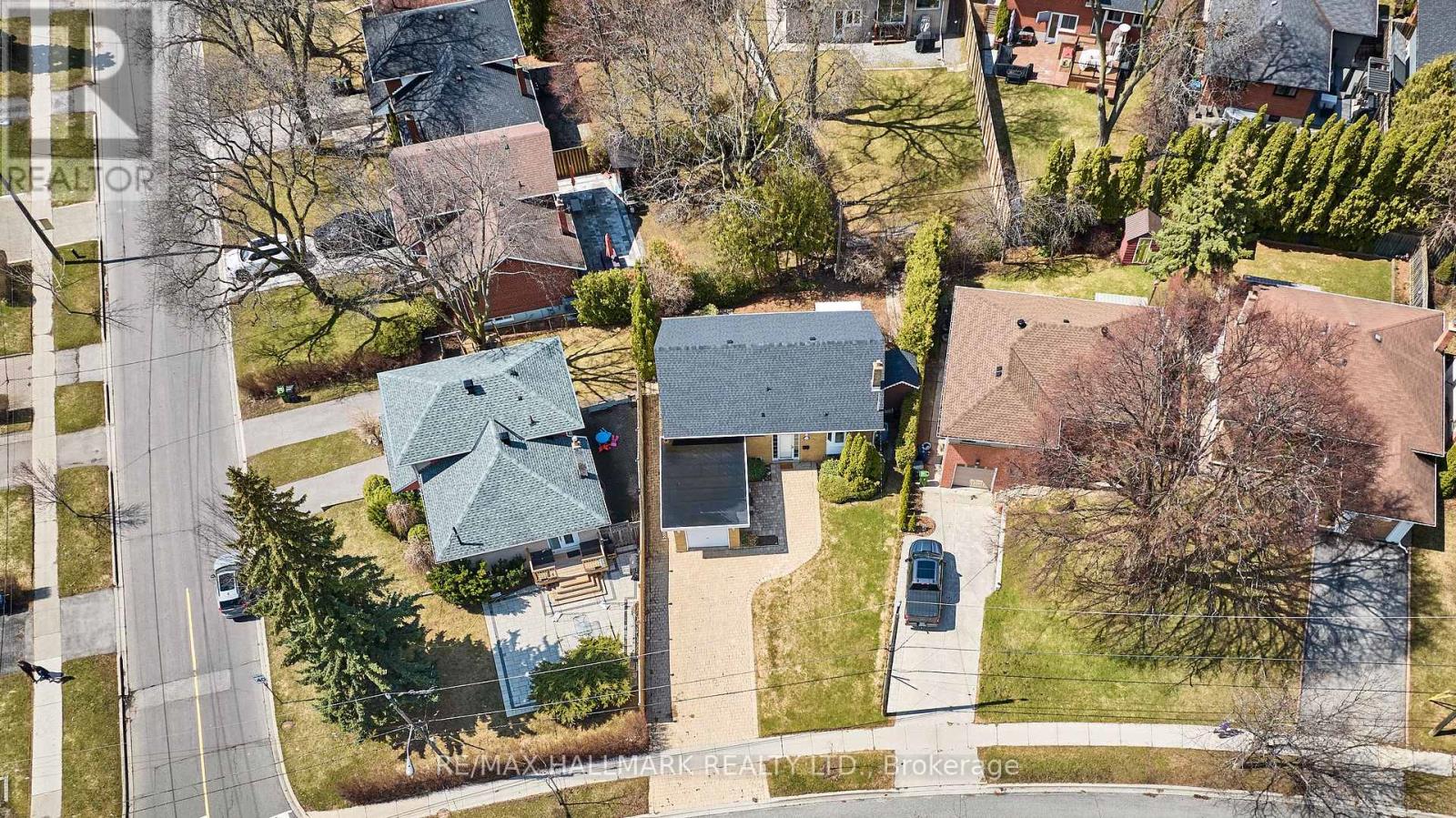 194 Sloane Avenue, Toronto, Ontario  M4A 2C6 - Photo 36 - C12962442