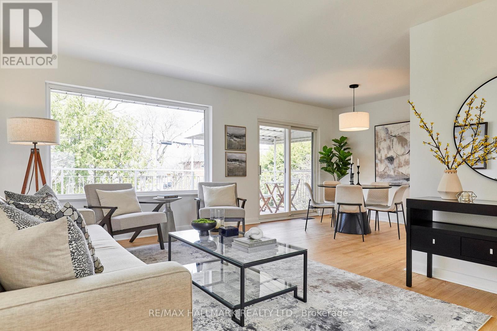 194 Sloane Avenue, Toronto, Ontario  M4A 2C6 - Photo 4 - C12962442