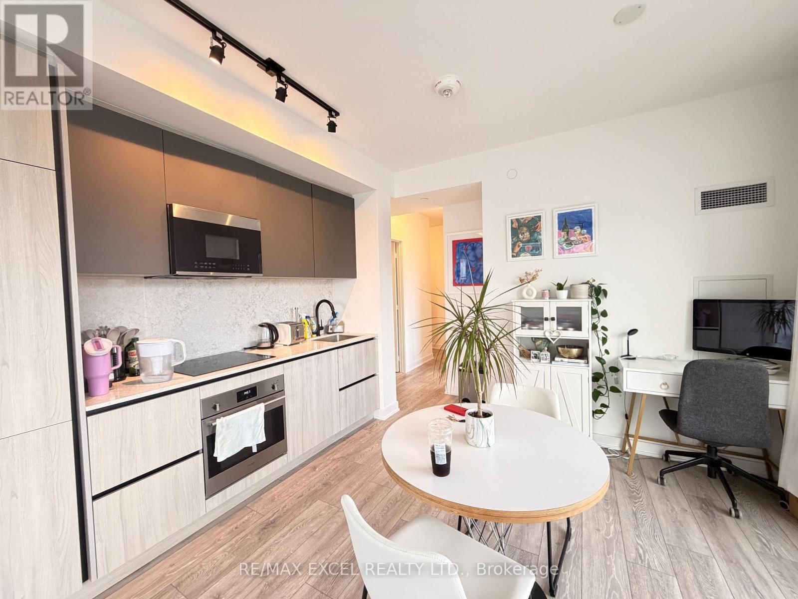 921 - 108 Peter Street, Toronto, Ontario  M5V 2G7 - Photo 15 - C12962470