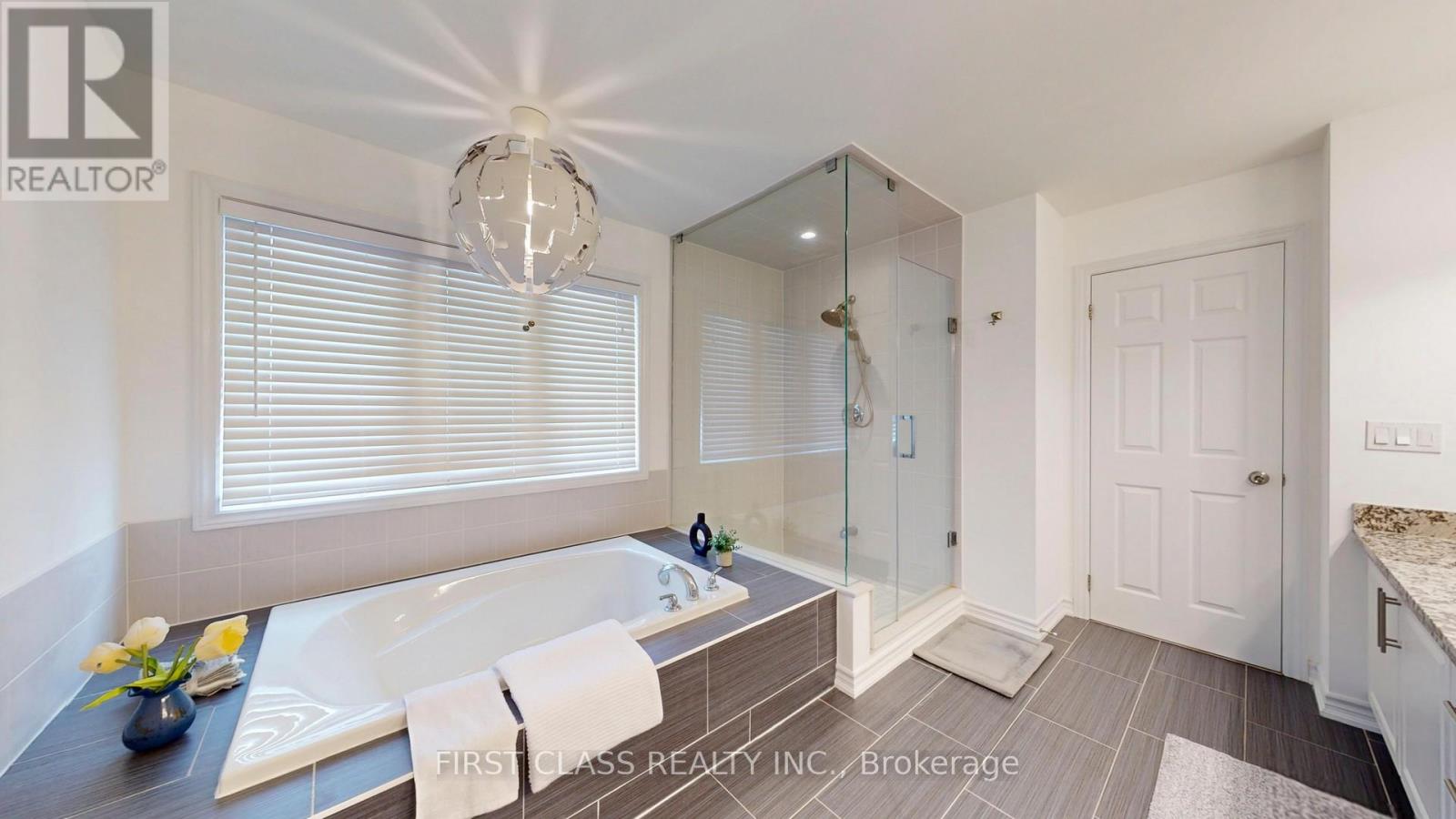 2 Beebe Crescent, Markham, Ontario  L6E 0L6 - Photo 24 - N12962418