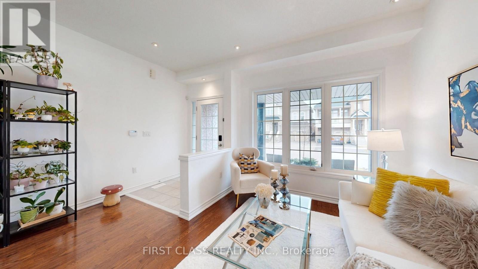 2 Beebe Crescent, Markham, Ontario  L6E 0L6 - Photo 4 - N12962418