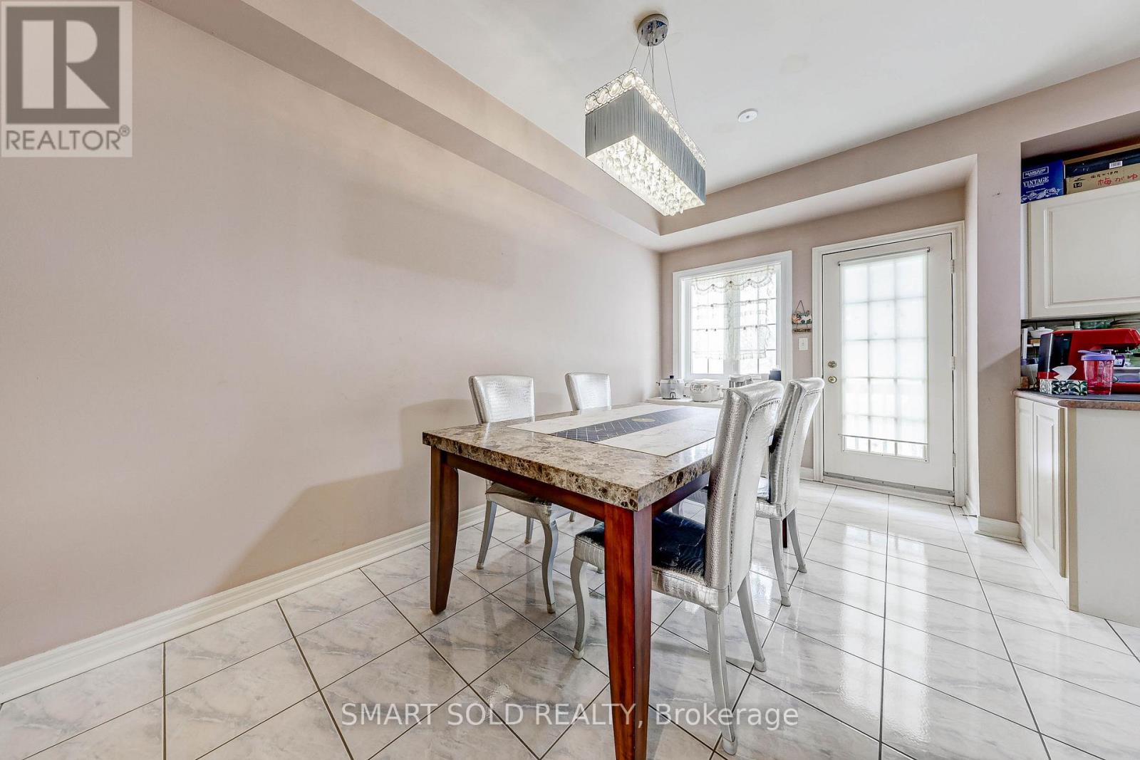 84 - 190 Harding Boulevard W, Richmond Hill, Ontario  L4C 0J9 - Photo 6 - N12962422