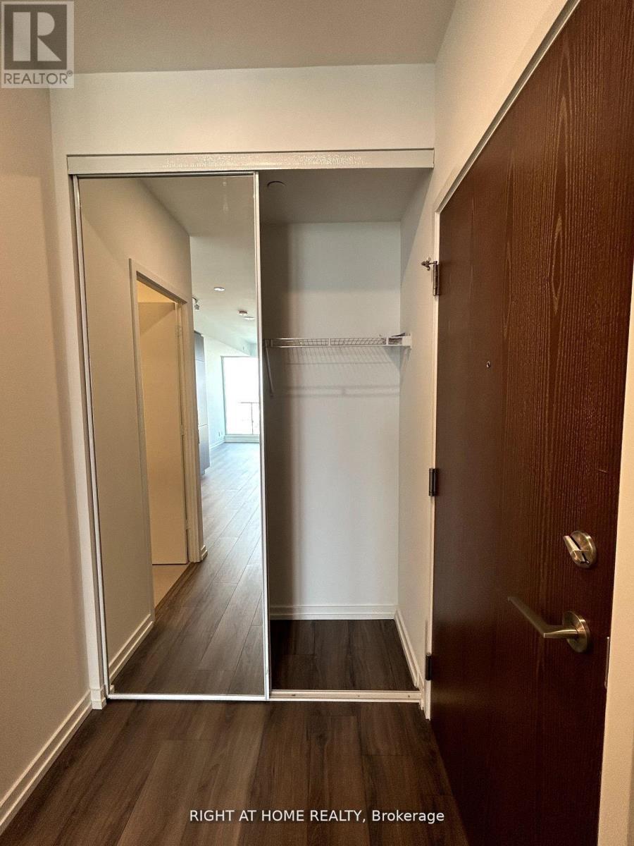 5207 - 7890 Jane Street, Vaughan, Ontario  L4K 0K9 - Photo 11 - N12962446