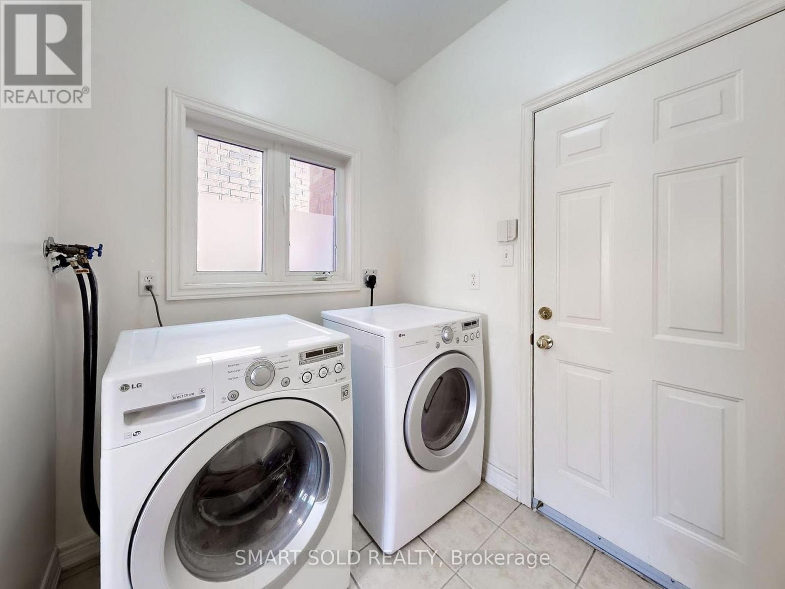 25 Fieldflower Crescent, Richmond Hill, Ontario L4E 5E9 - Photo 13 - N12962458