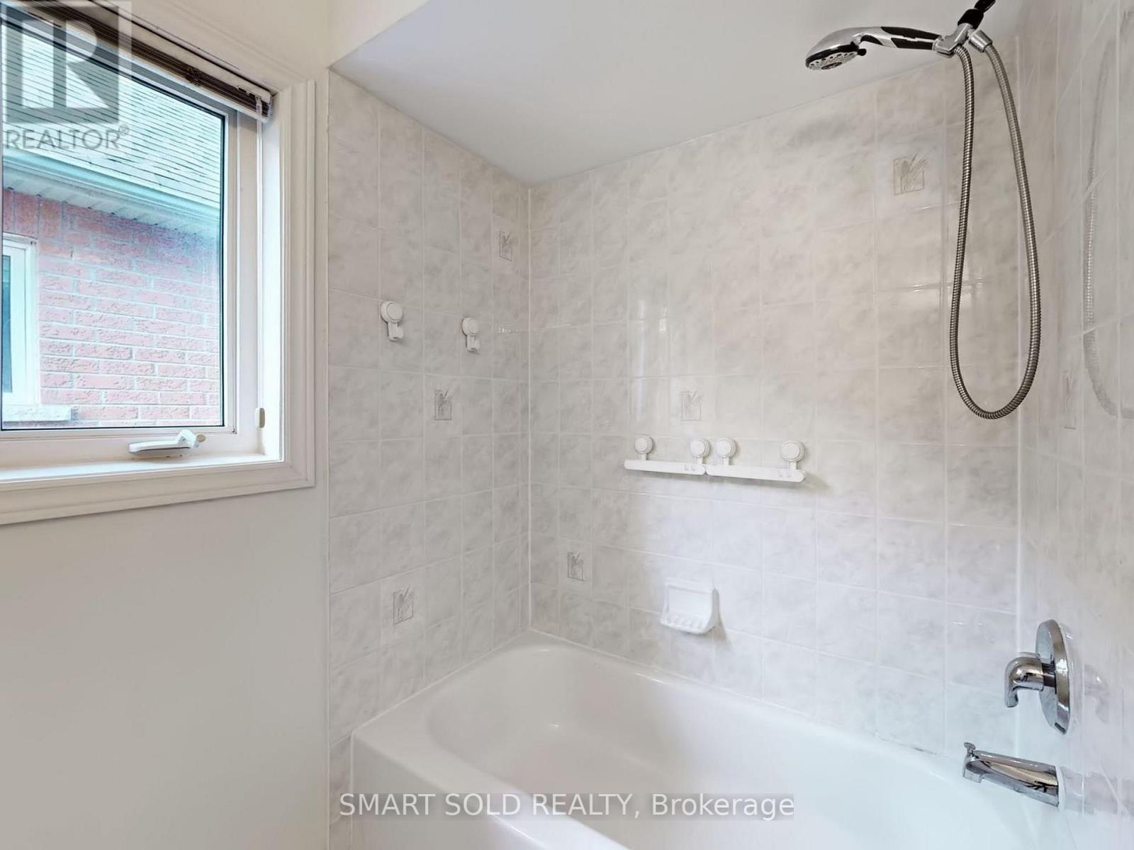 25 Fieldflower Crescent, Richmond Hill, Ontario L4E 5E9 - Photo 28 - N12962458