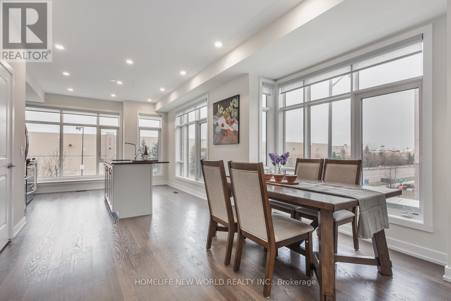 62 Troon Avenue, Vaughan, Ontario L6A 4Z1 - Photo 9 - N12962462