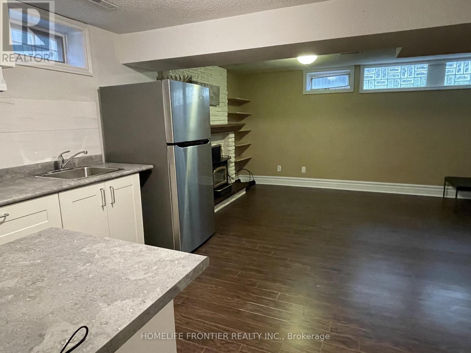 44 Rutledge Avenue, Newmarket, Ontario  L3Y 5T4 - Photo 21 - N12962478