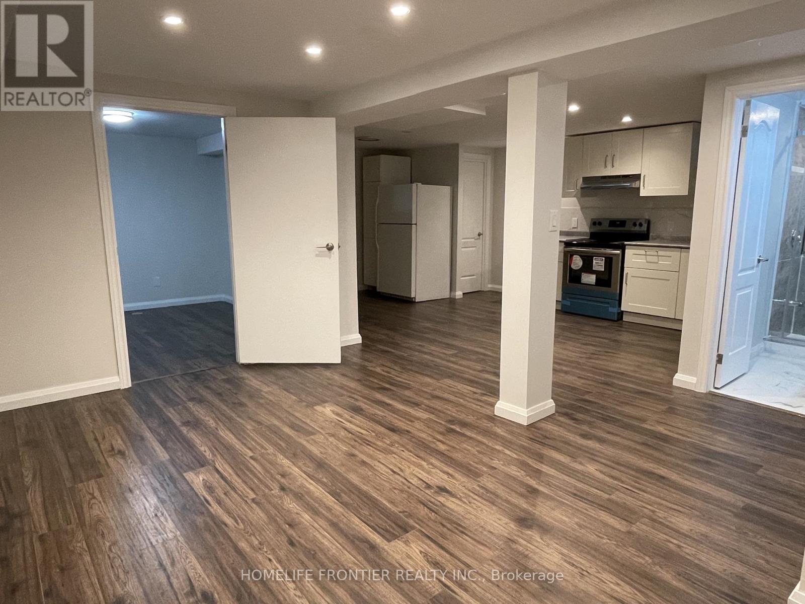 44 Rutledge Avenue, Newmarket, Ontario  L3Y 5T4 - Photo 28 - N12962478