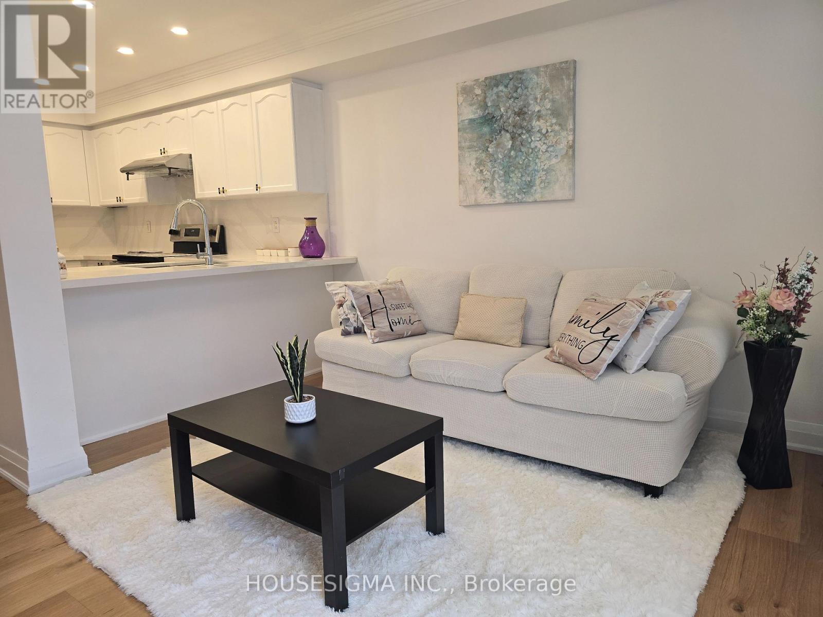 226 Canada Drive, Vaughan, Ontario  L4H 0K2 - Photo 6 - N12962480