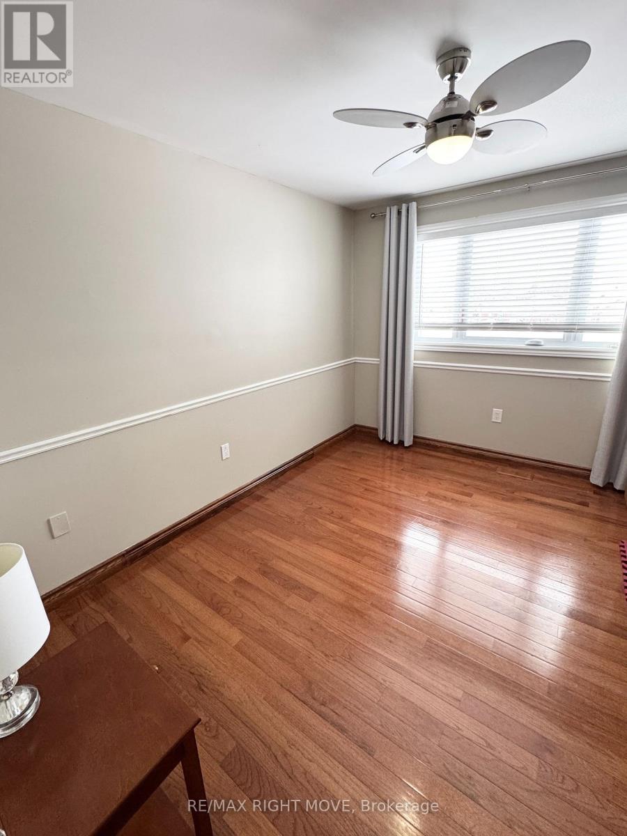 15 Watson Court, Orillia, Ontario  L3V 7S5 - Photo 11 - S12962450