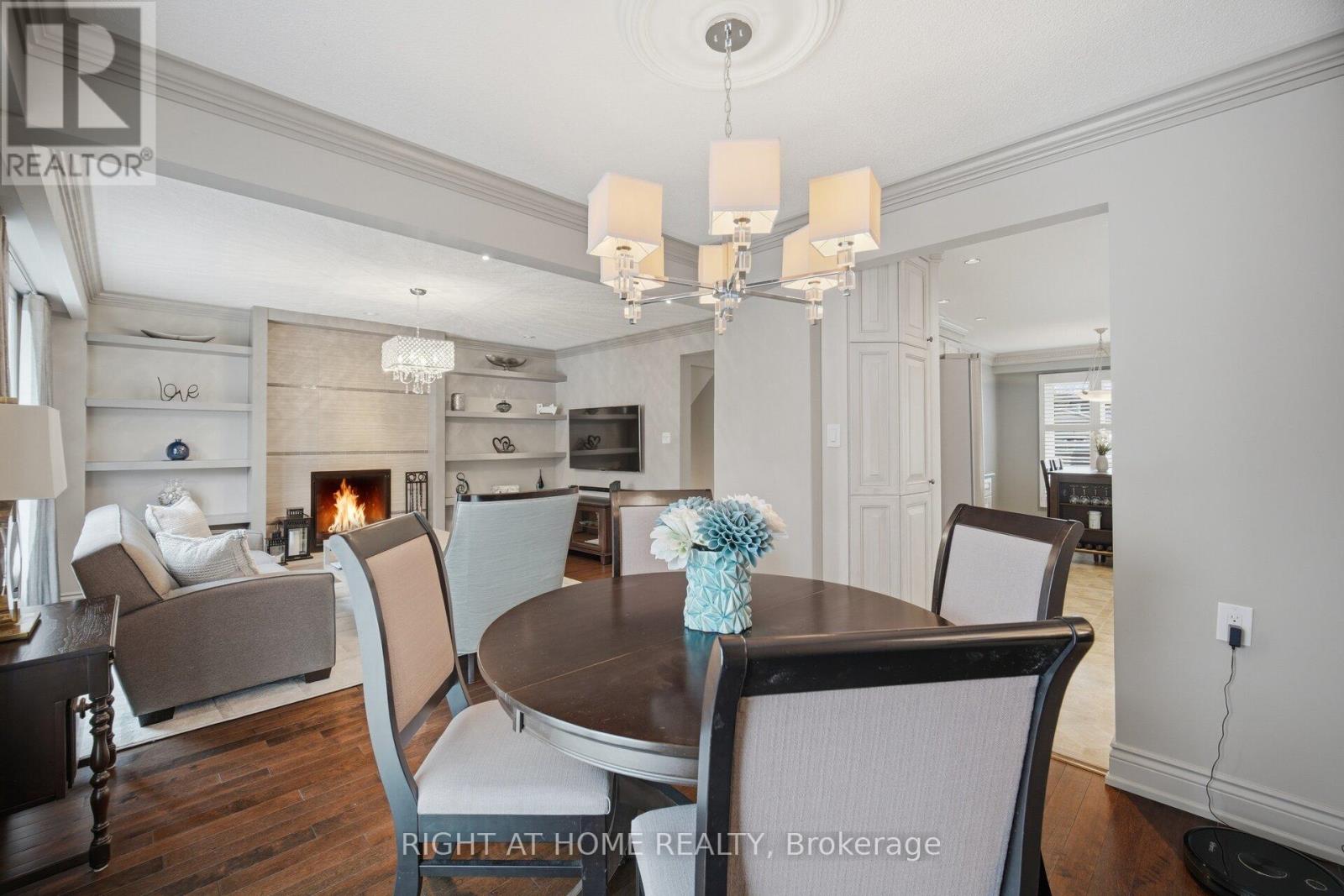 6360 Atherly Crescent, Mississauga, Ontario  L5N 2J2 - Photo 11 - W12962432