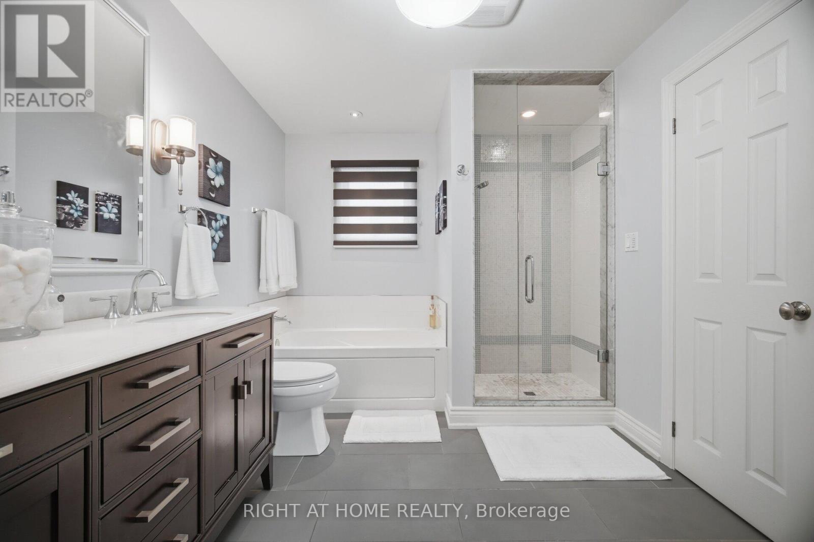 6360 Atherly Crescent, Mississauga, Ontario  L5N 2J2 - Photo 26 - W12962432