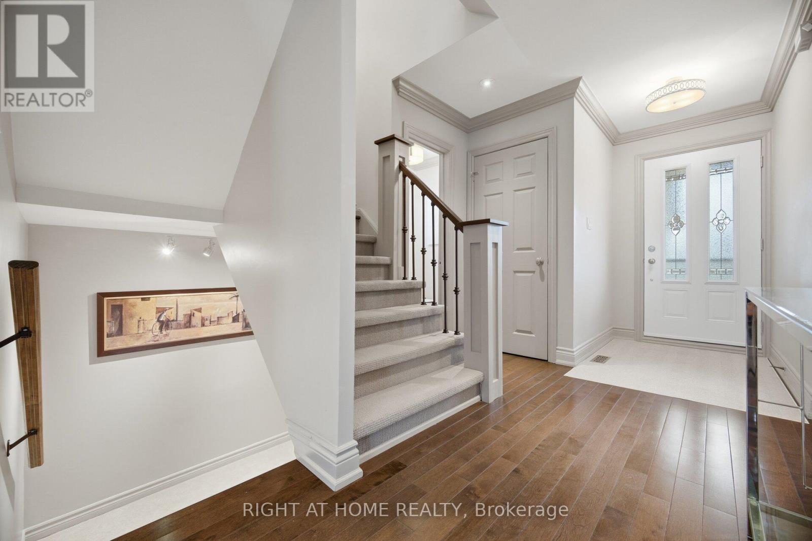 6360 Atherly Crescent, Mississauga, Ontario  L5N 2J2 - Photo 33 - W12962432