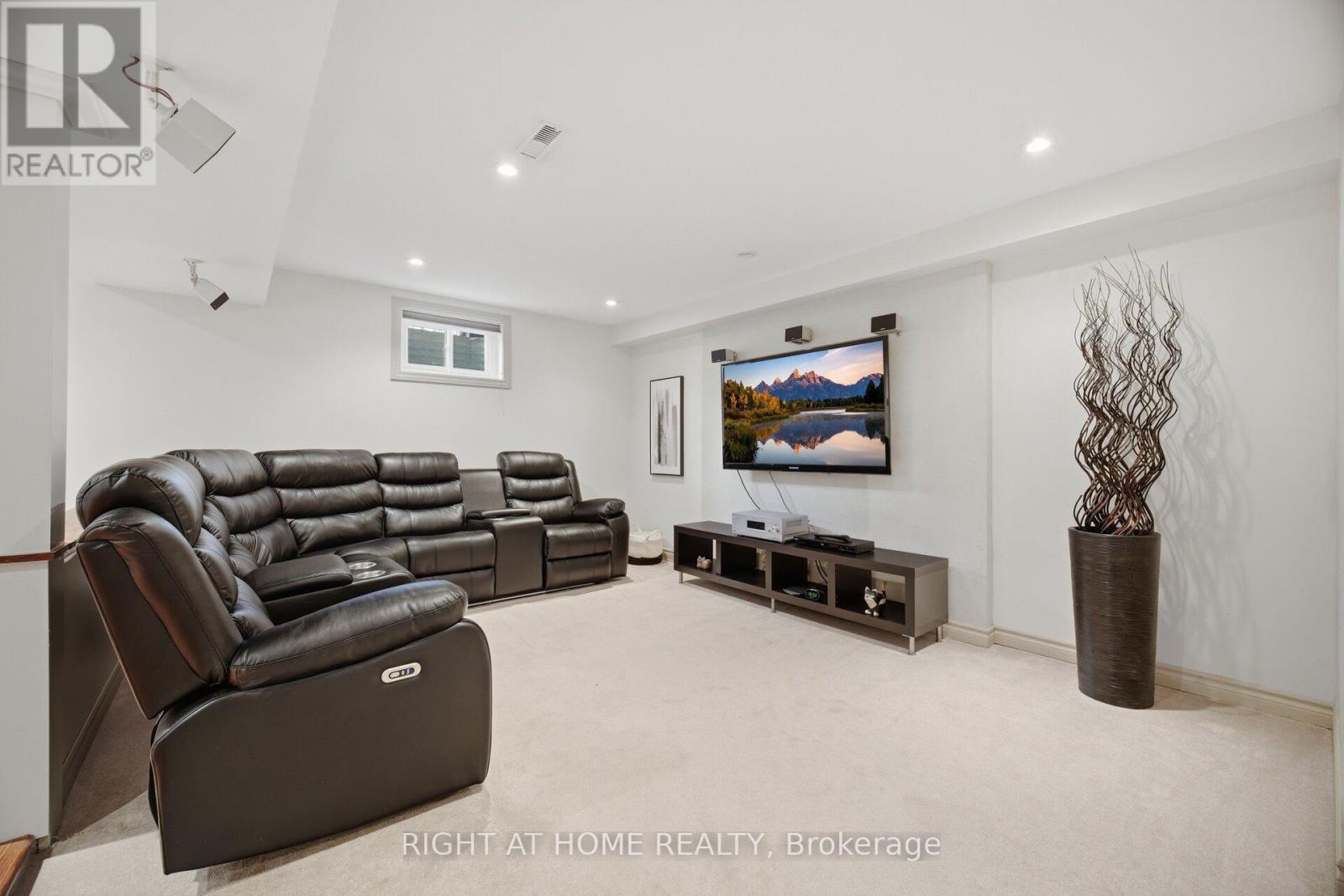 6360 Atherly Crescent, Mississauga, Ontario  L5N 2J2 - Photo 35 - W12962432