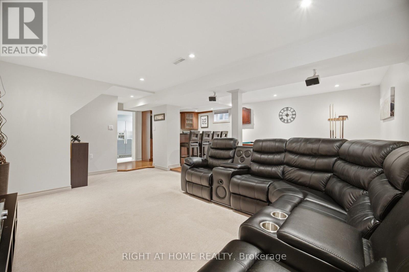 6360 Atherly Crescent, Mississauga, Ontario  L5N 2J2 - Photo 36 - W12962432