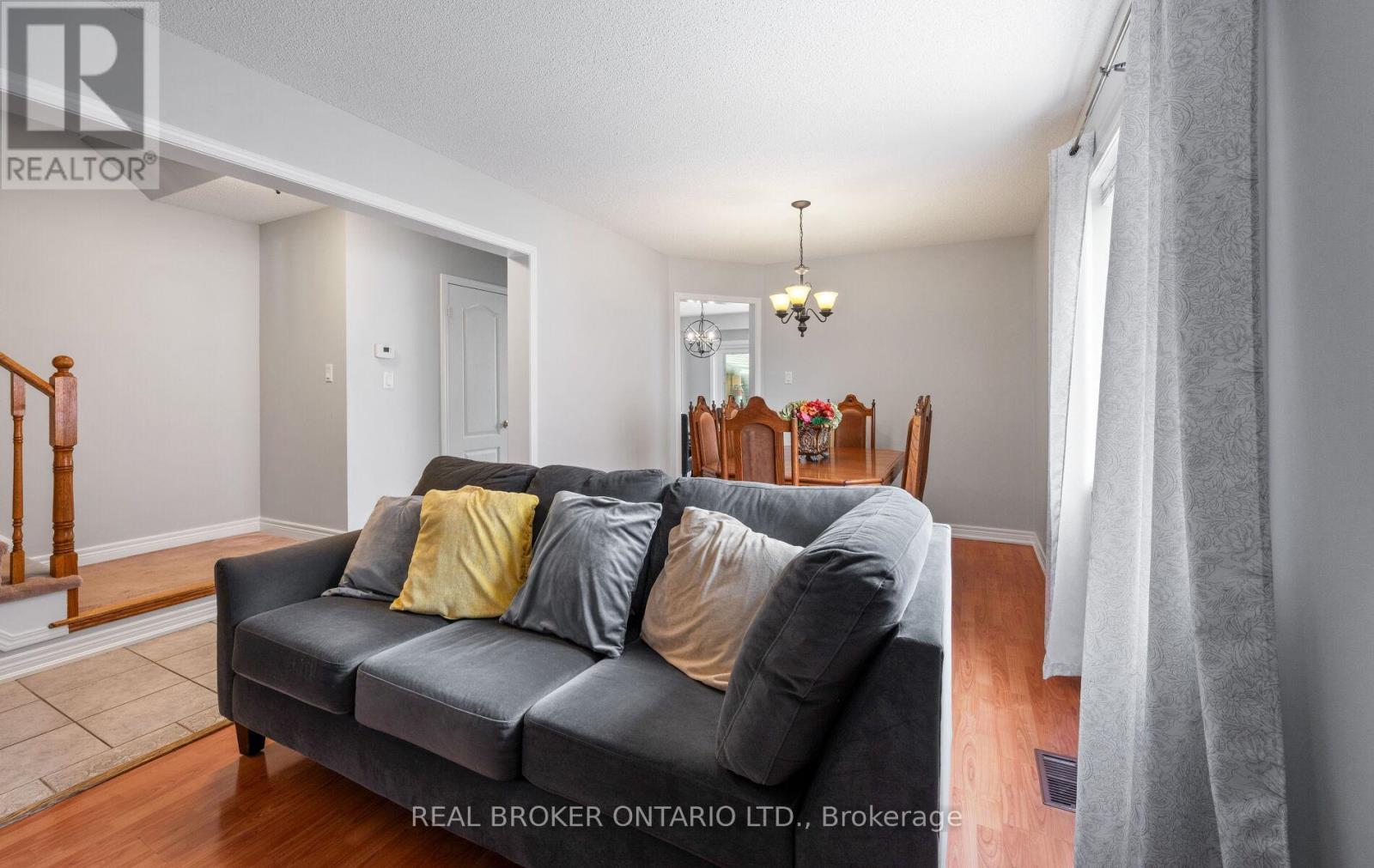 204 Tiller Trail, Brampton, Ontario  L6X 4T1 - Photo 10 - W12962434