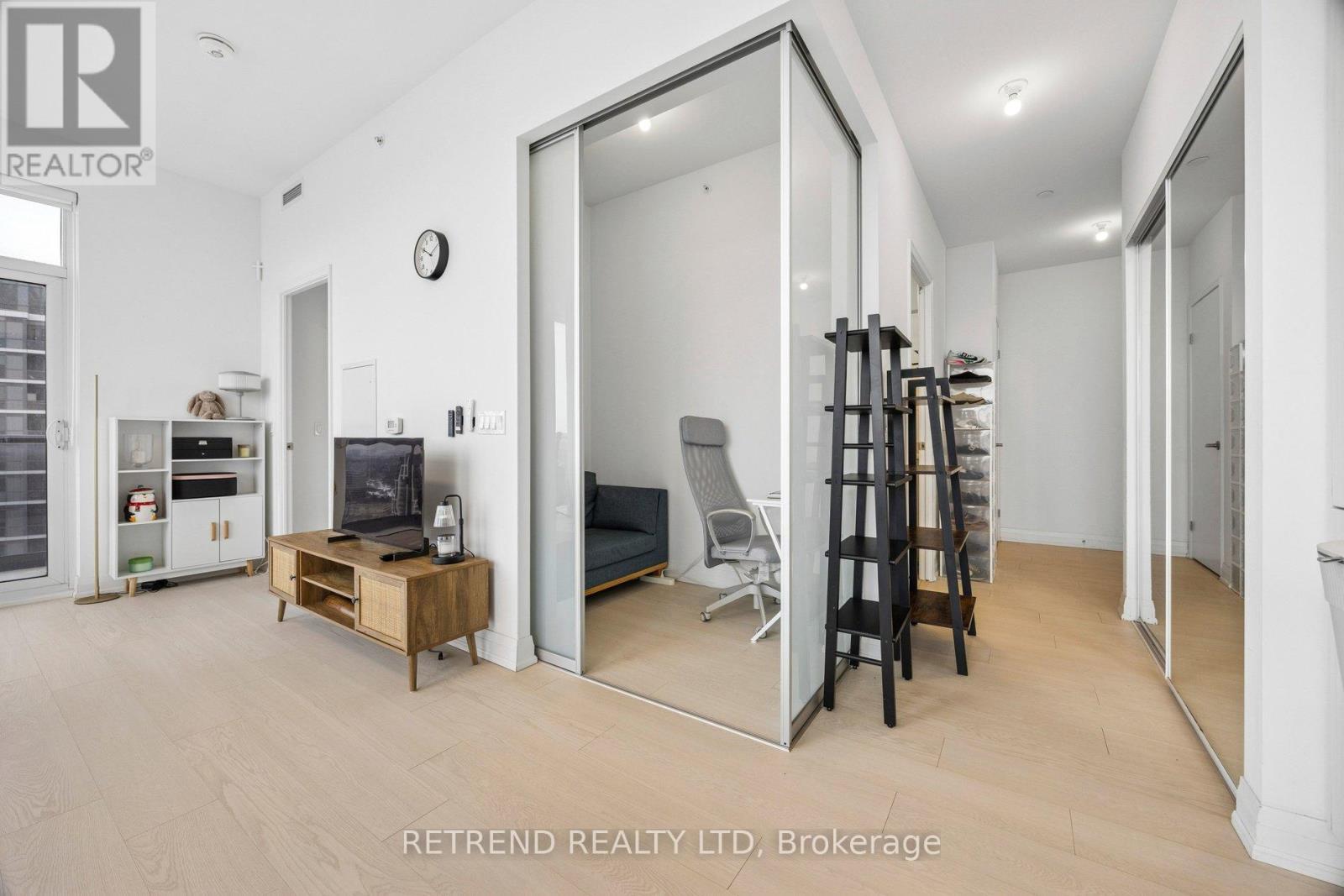 3302 - 30 Gibbs Road, Toronto, Ontario  M9B 0E4 - Photo 7 - W12962444