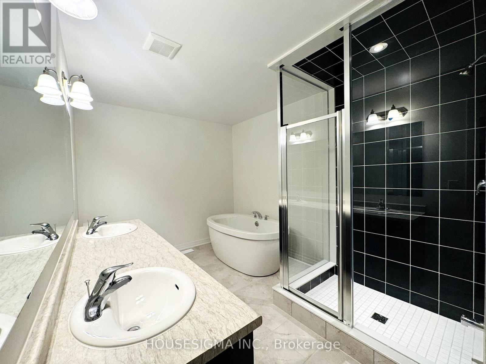 640 Windwood Drive, Hamilton, Ontario  L0R 1C0 - Photo 10 - X12962448