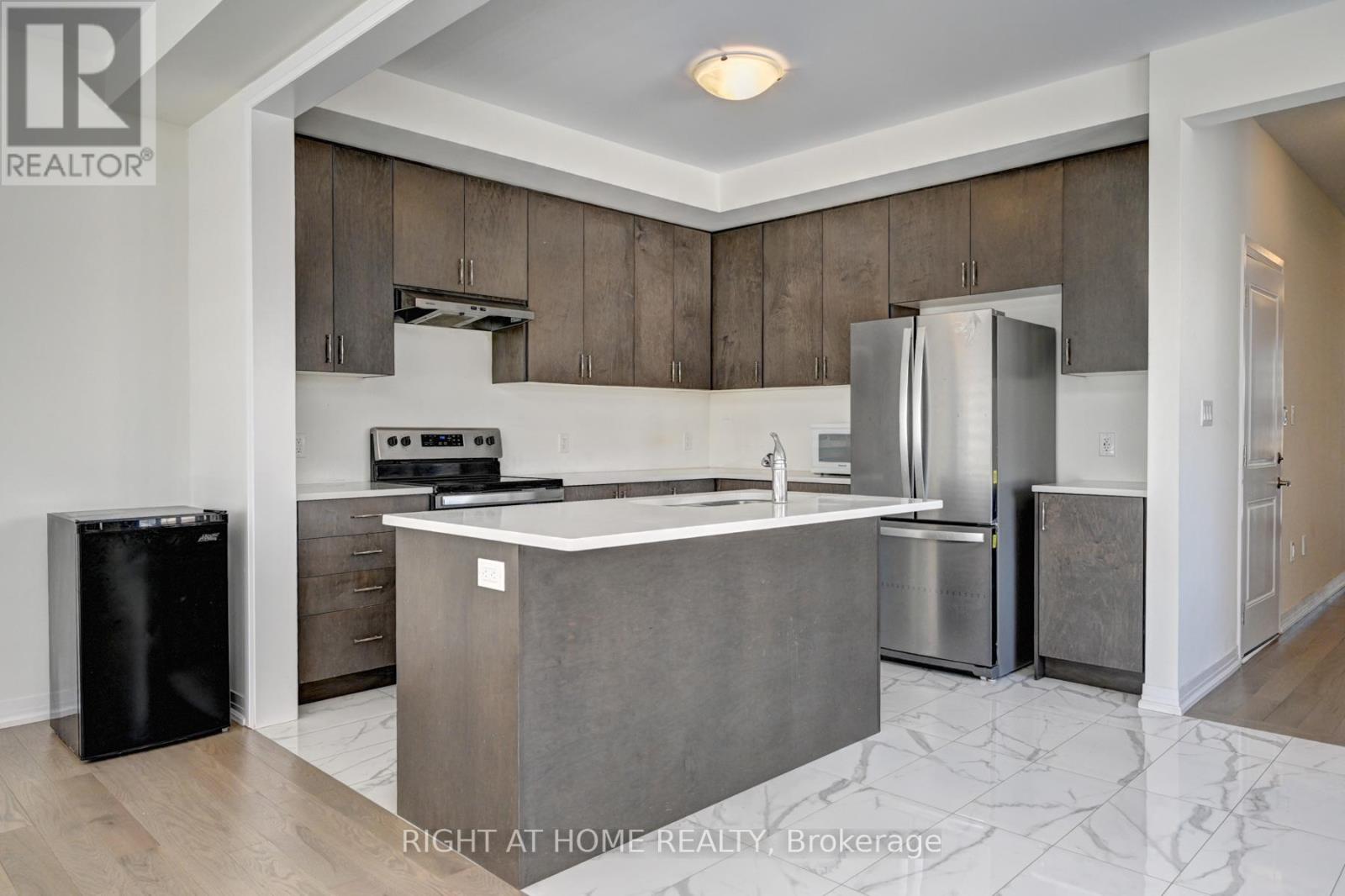 20 - 15 Blacklock Street, Cambridge, Ontario  N1S 0E6 - Photo 14 - X12962452