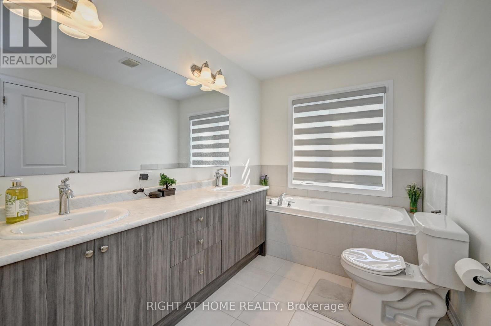 20 - 15 Blacklock Street, Cambridge, Ontario  N1S 0E6 - Photo 27 - X12962452