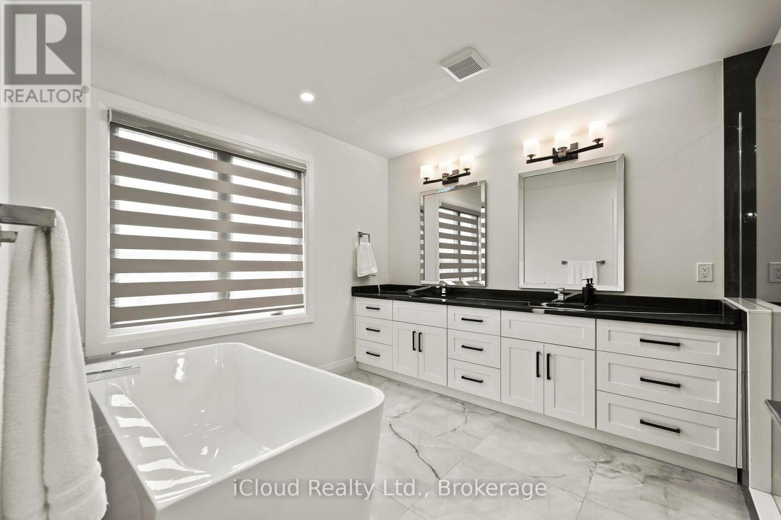 222 Cowan Court, Amherstburg, Ontario  N9V 0G9 - Photo 17 - X12962476