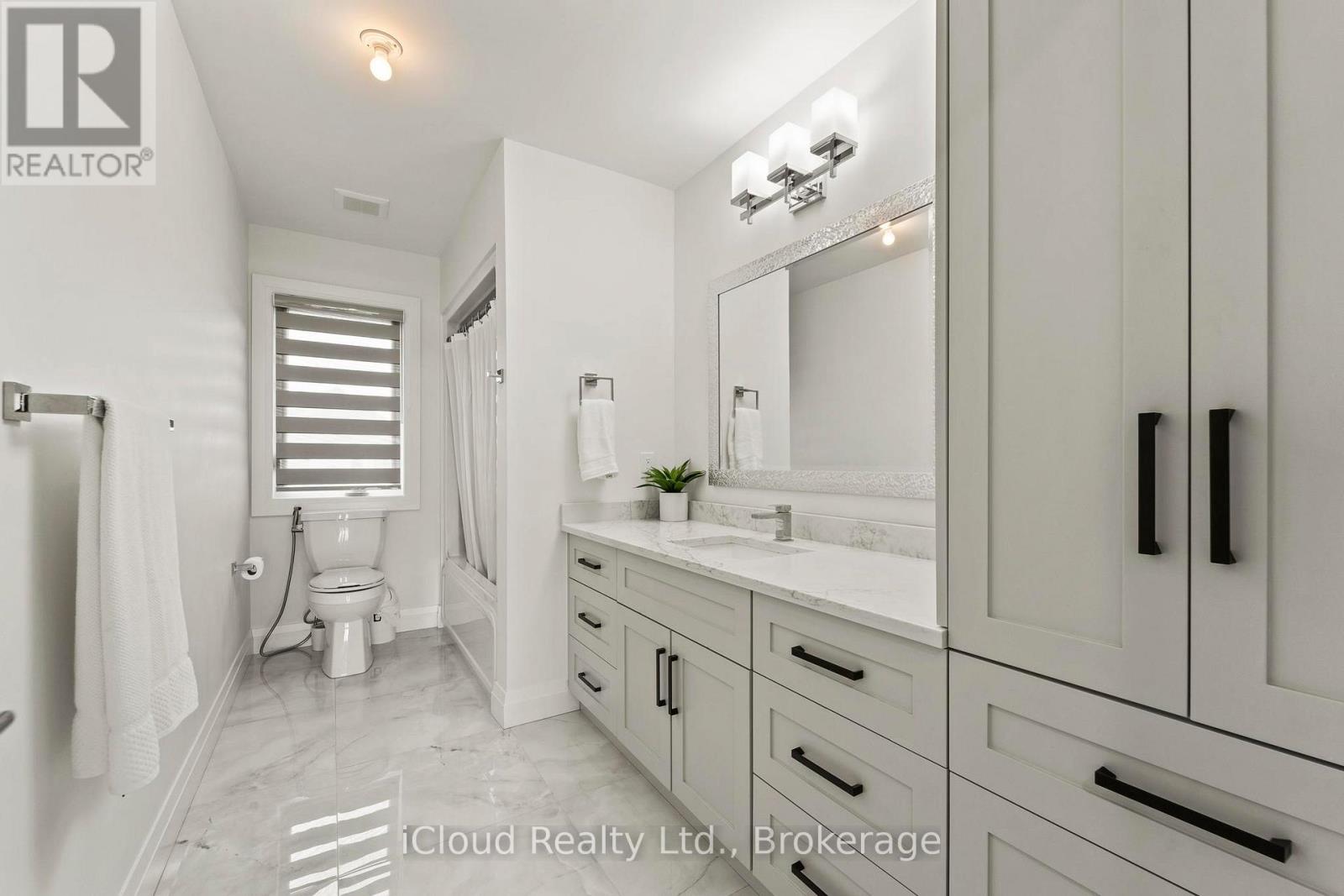 222 Cowan Court, Amherstburg, Ontario  N9V 0G9 - Photo 20 - X12962476