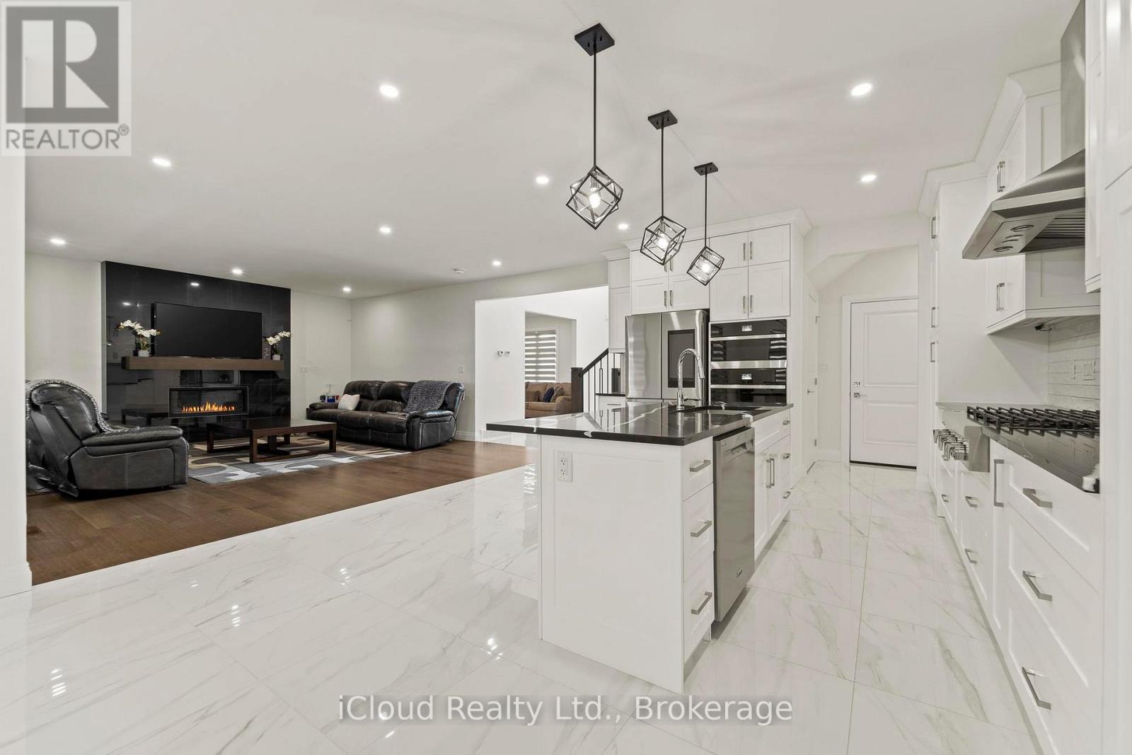 222 Cowan Court, Amherstburg, Ontario  N9V 0G9 - Photo 9 - X12962476