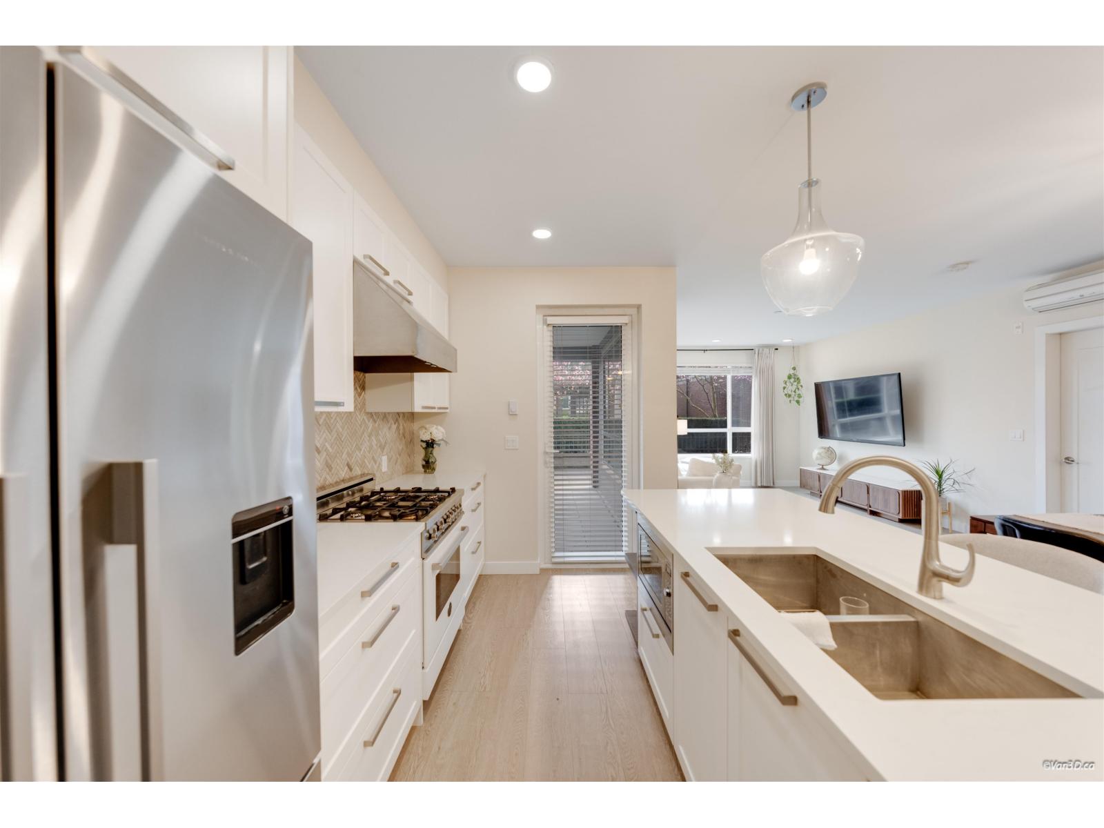 102 33540 Mayfair Avenue, Abbotsford, British Columbia  V2S 0J3 - Photo 27 - R3106846