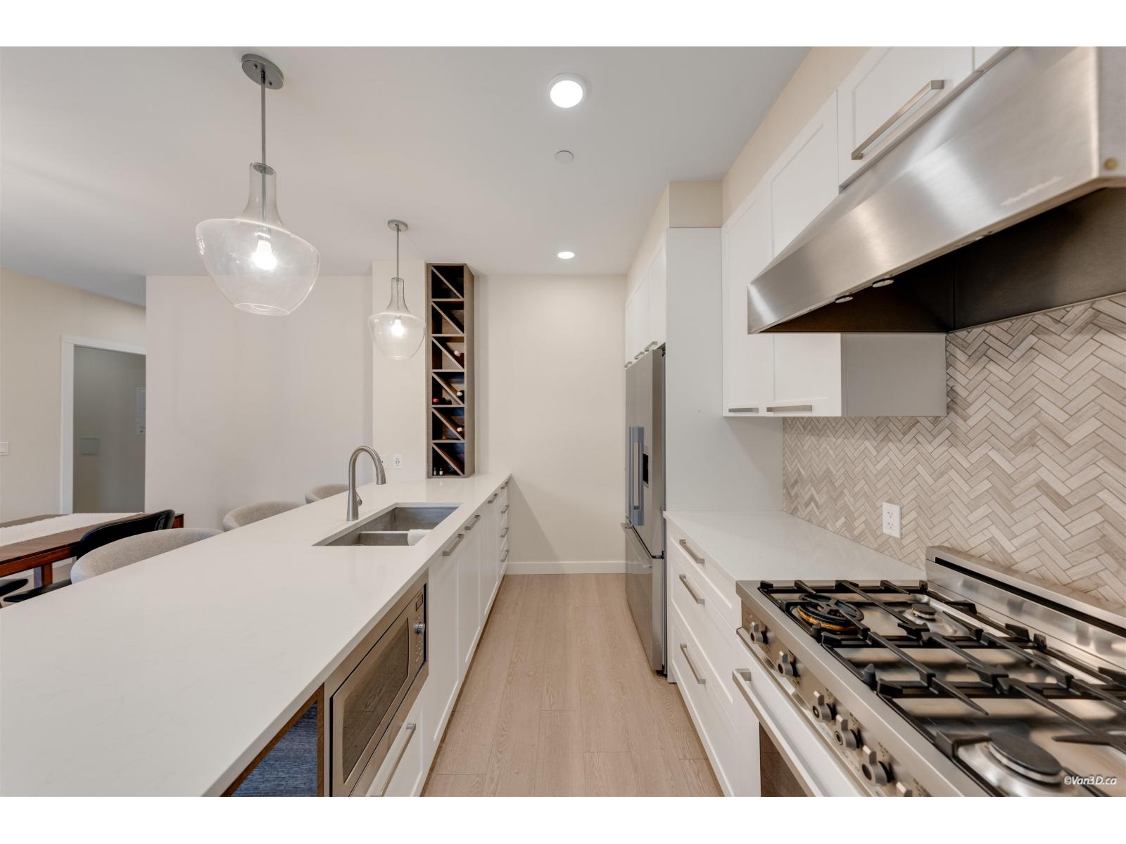 102 33540 Mayfair Avenue, Abbotsford, British Columbia  V2S 0J3 - Photo 9 - R3106846