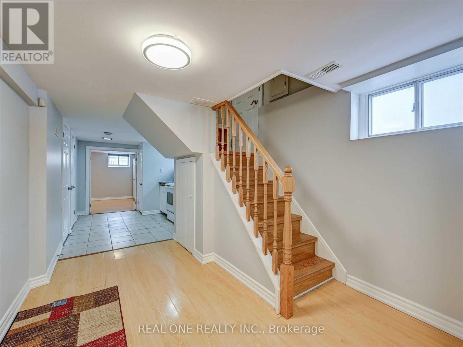 Lower - 42 Cadillac Avenue, Toronto, Ontario  M3H 1S2 - Photo 4 - C12962492