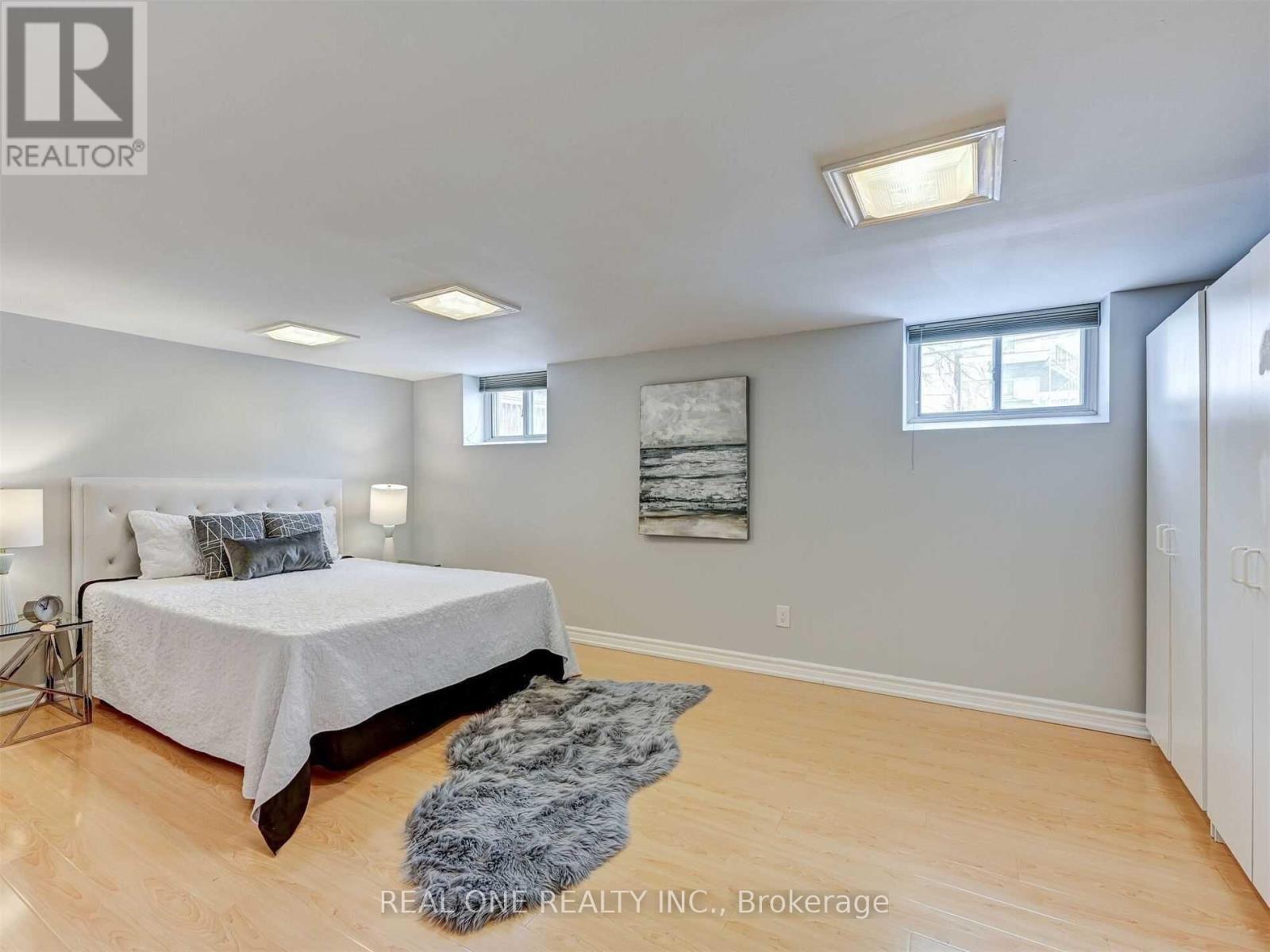 Lower - 42 Cadillac Avenue, Toronto, Ontario  M3H 1S2 - Photo 8 - C12962492