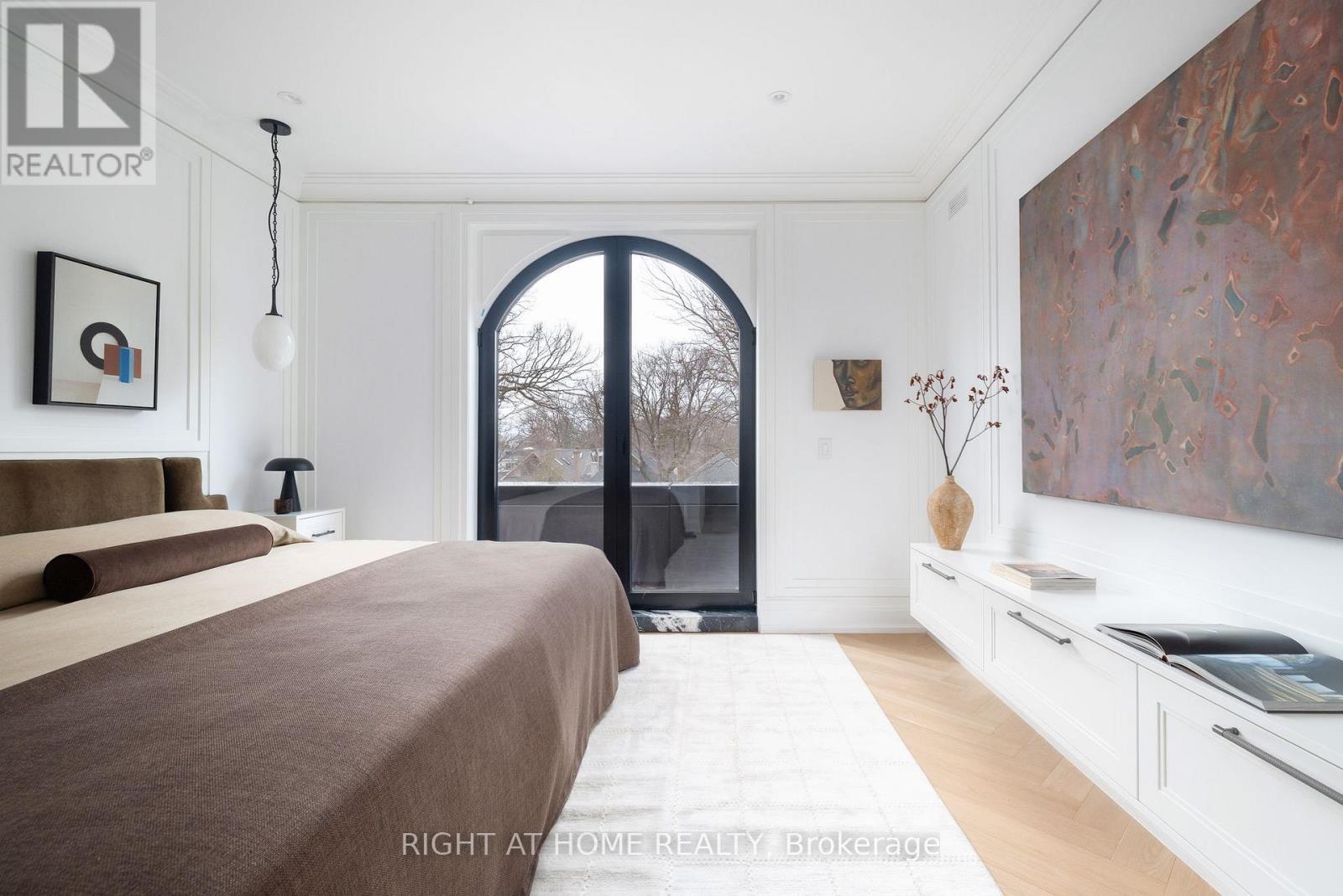 350b Walmer Road, Toronto, Ontario  M5R 2Y4 - Photo 20 - C12962510