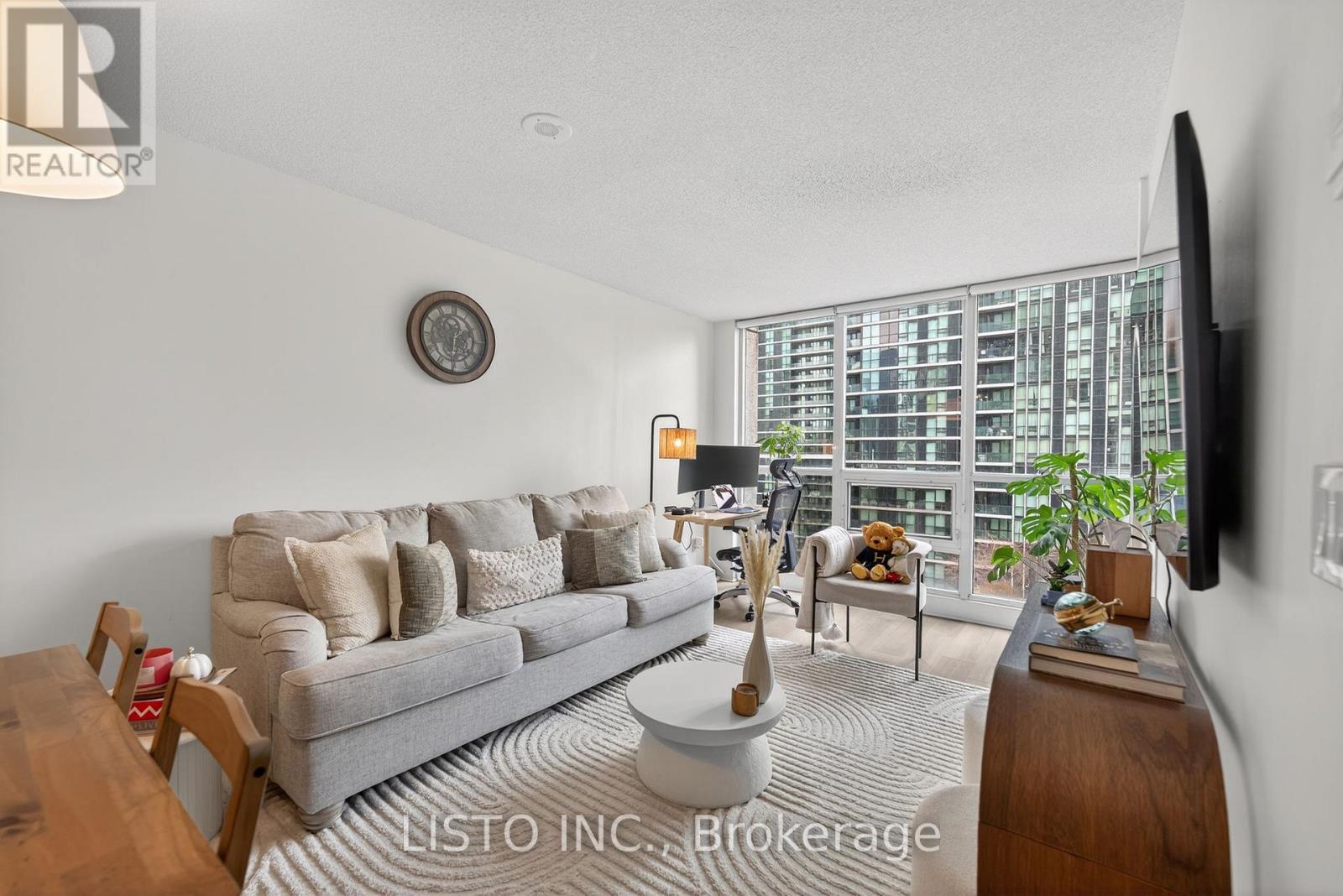 1013 - 16 Yonge Street, Toronto, Ontario  M5E 2A1 - Photo 10 - C12962516