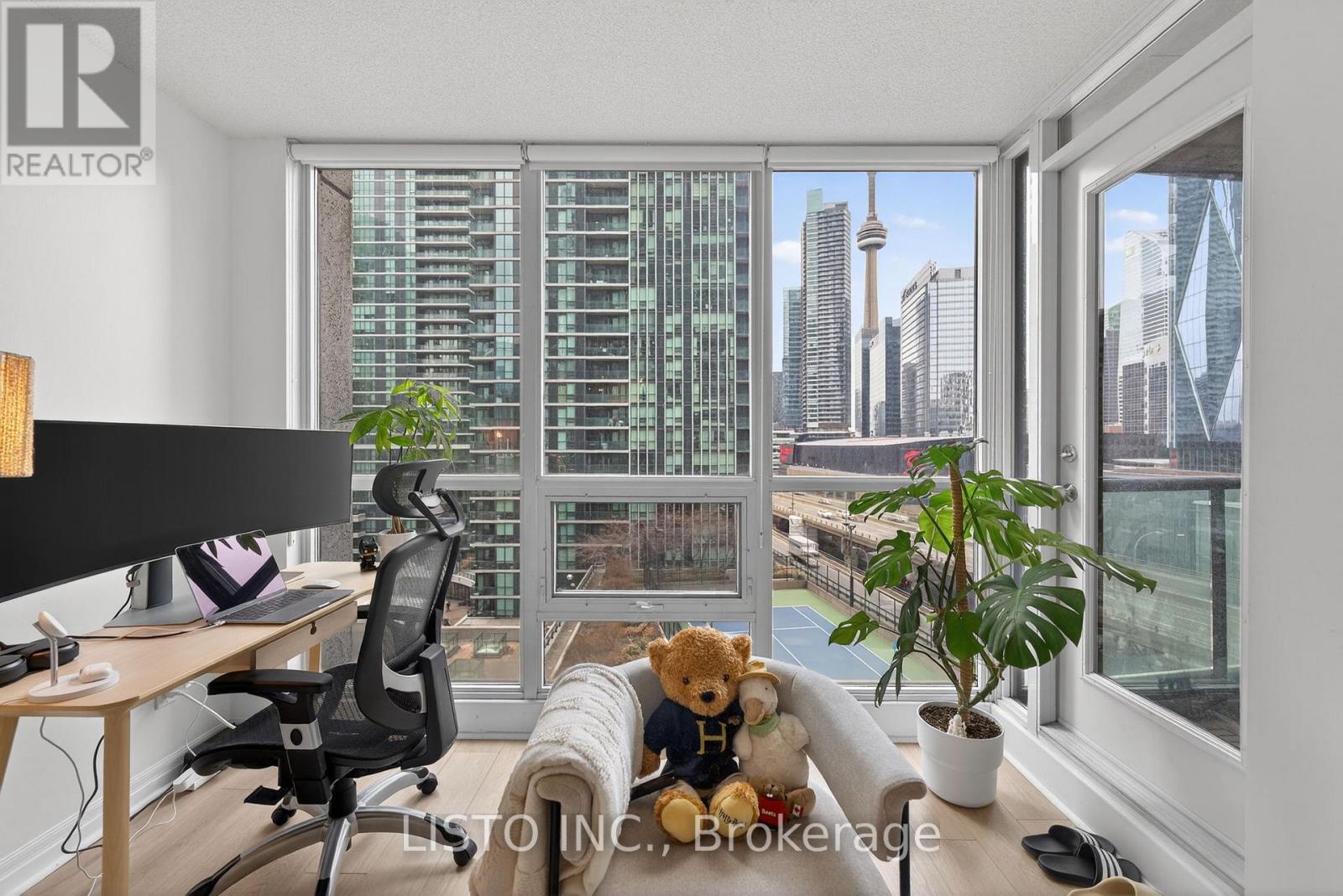 1013 - 16 Yonge Street, Toronto, Ontario  M5E 2A1 - Photo 12 - C12962516