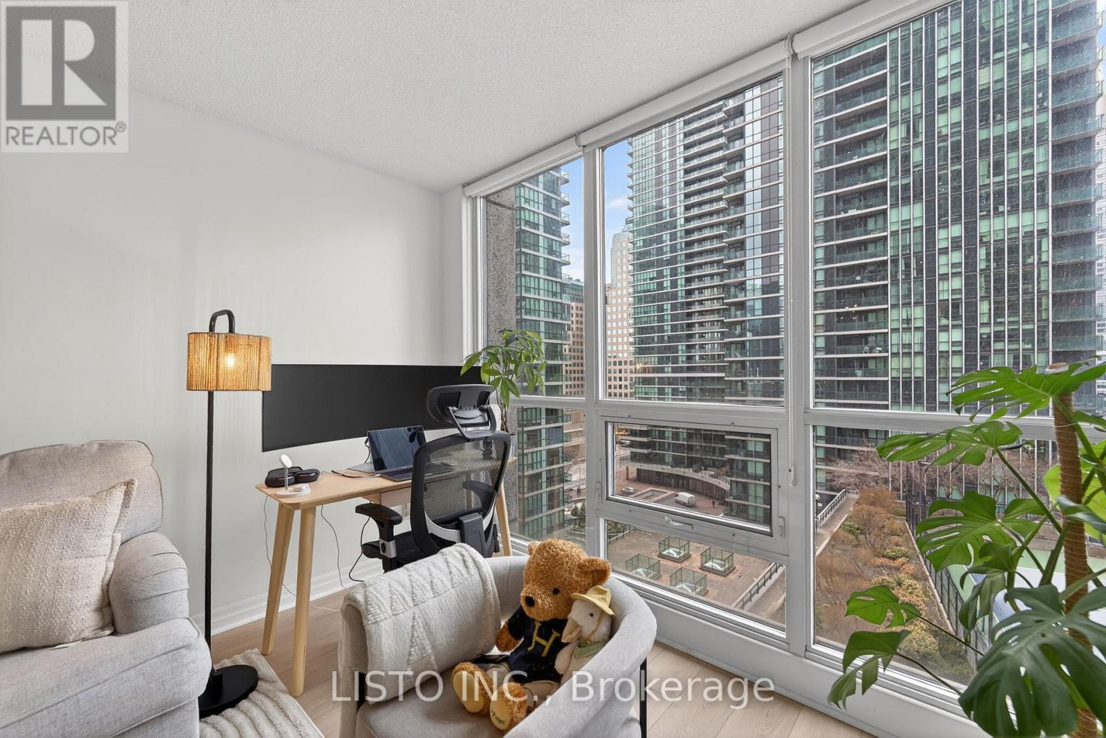 1013 - 16 Yonge Street, Toronto, Ontario  M5E 2A1 - Photo 13 - C12962516