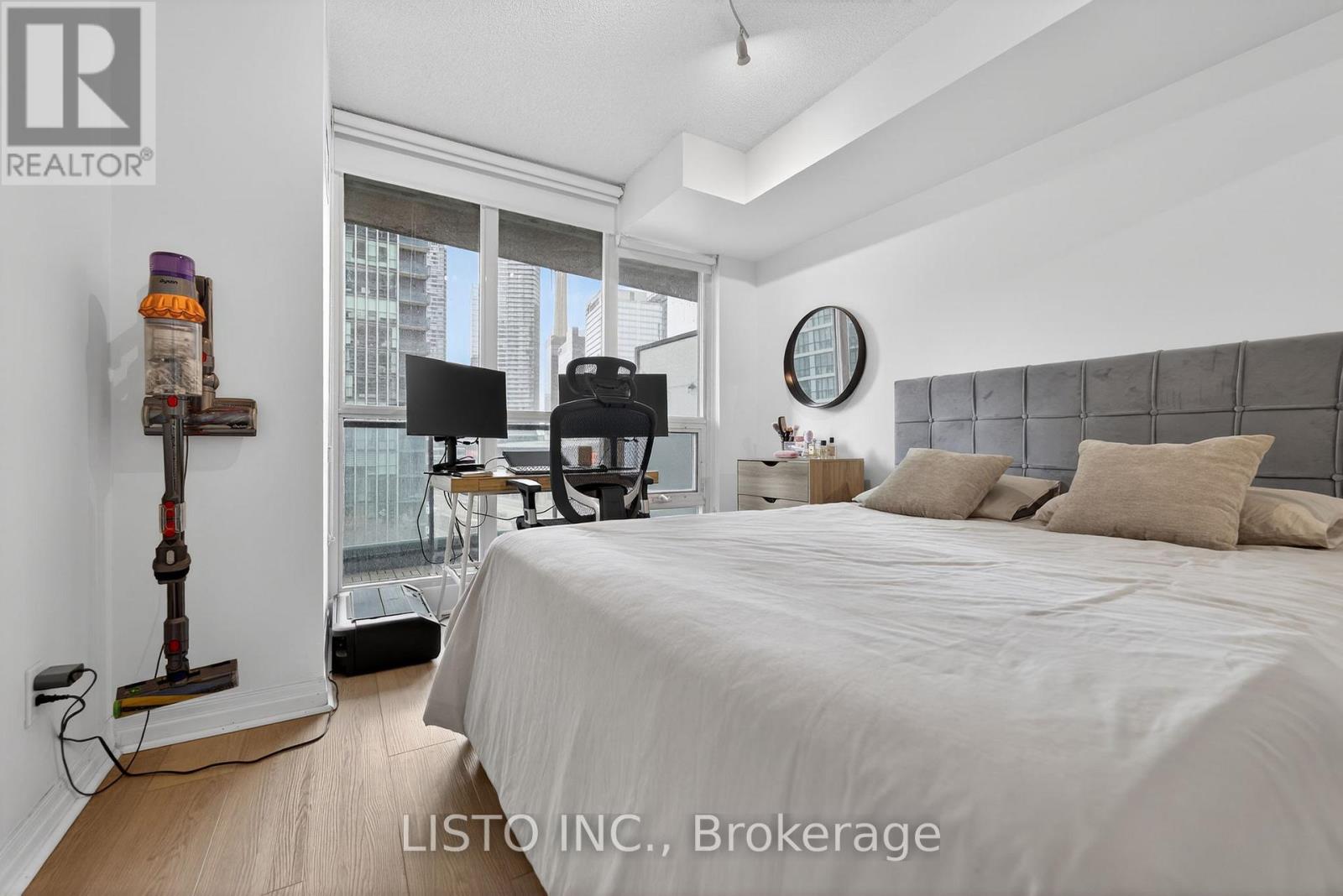 1013 - 16 Yonge Street, Toronto, Ontario  M5E 2A1 - Photo 20 - C12962516