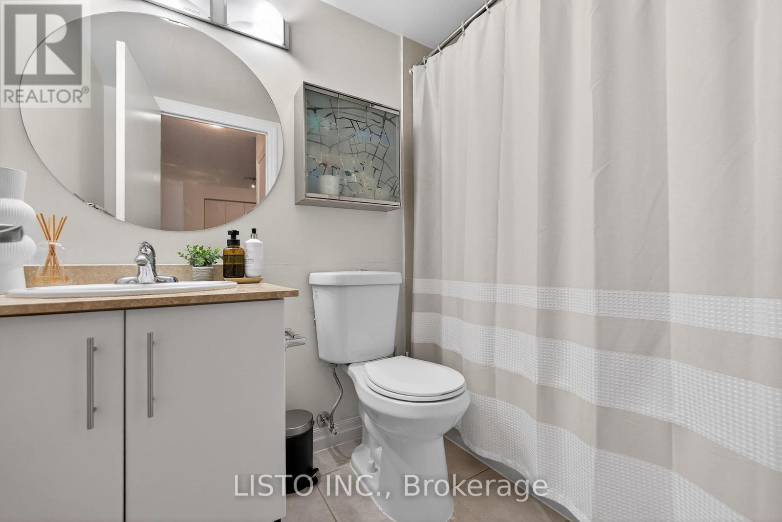 1013 - 16 Yonge Street, Toronto, Ontario  M5E 2A1 - Photo 22 - C12962516