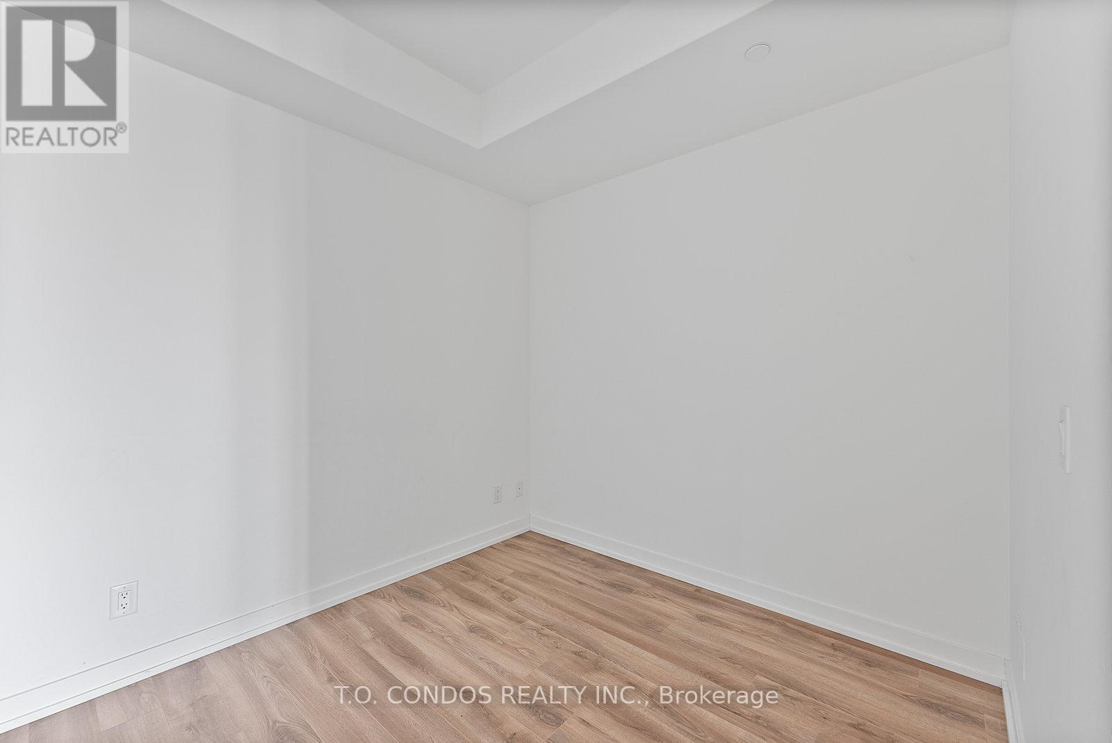 1019 - 20 Edward Street, Toronto, Ontario  M5G 1C9 - Photo 14 - C12962520