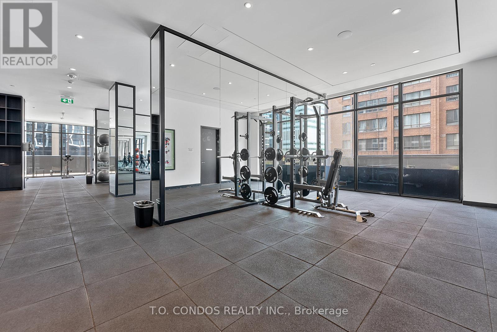 1019 - 20 Edward Street, Toronto, Ontario  M5G 1C9 - Photo 32 - C12962520