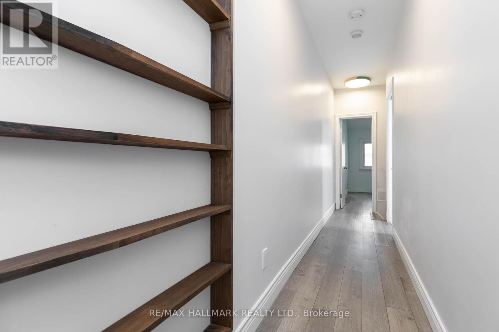 17 Mountalan Avenue, Toronto, Ontario  M4J 1H3 - Photo 23 - E12962502