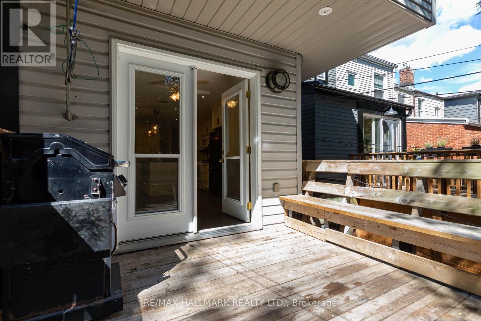 17 Mountalan Avenue, Toronto, Ontario  M4J 1H3 - Photo 32 - E12962502