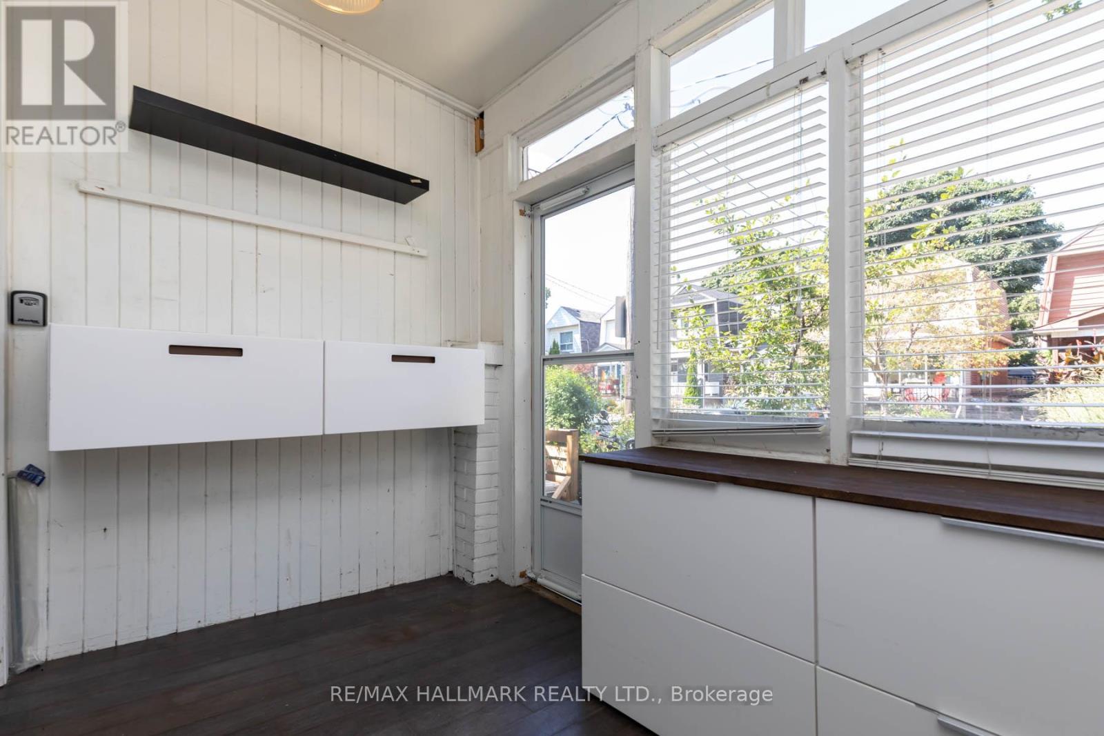 17 Mountalan Avenue, Toronto, Ontario  M4J 1H3 - Photo 41 - E12962502