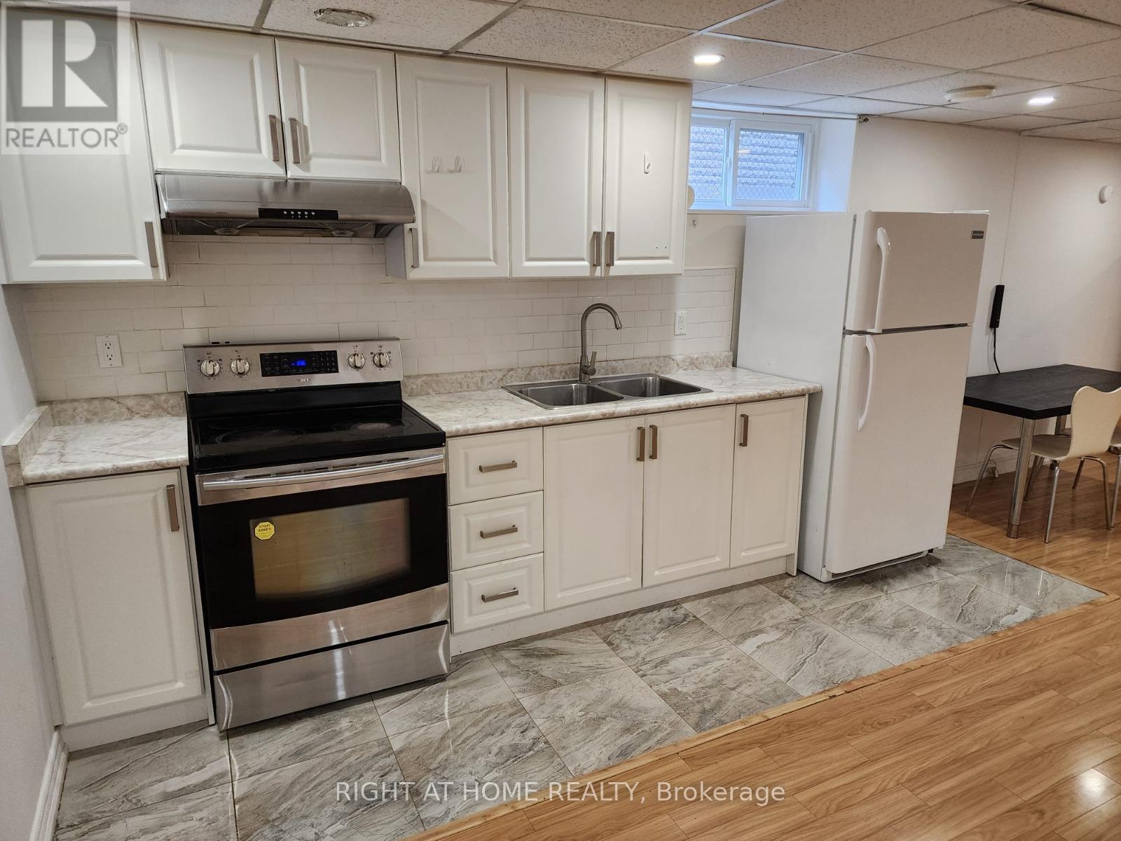 81 Heaslip Terrace, Toronto, Ontario M1T 1W8 - Photo 12 - E12962512