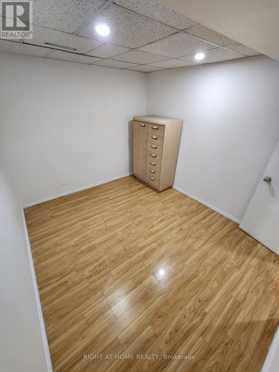 81 Heaslip Terrace, Toronto, Ontario M1T 1W8 - Photo 13 - E12962512