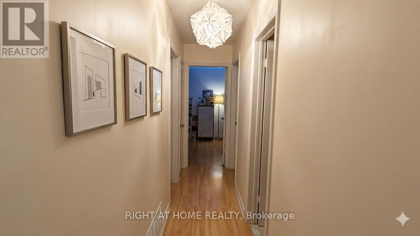 81 Heaslip Terrace, Toronto, Ontario M1T 1W8 - Photo 5 - E12962512