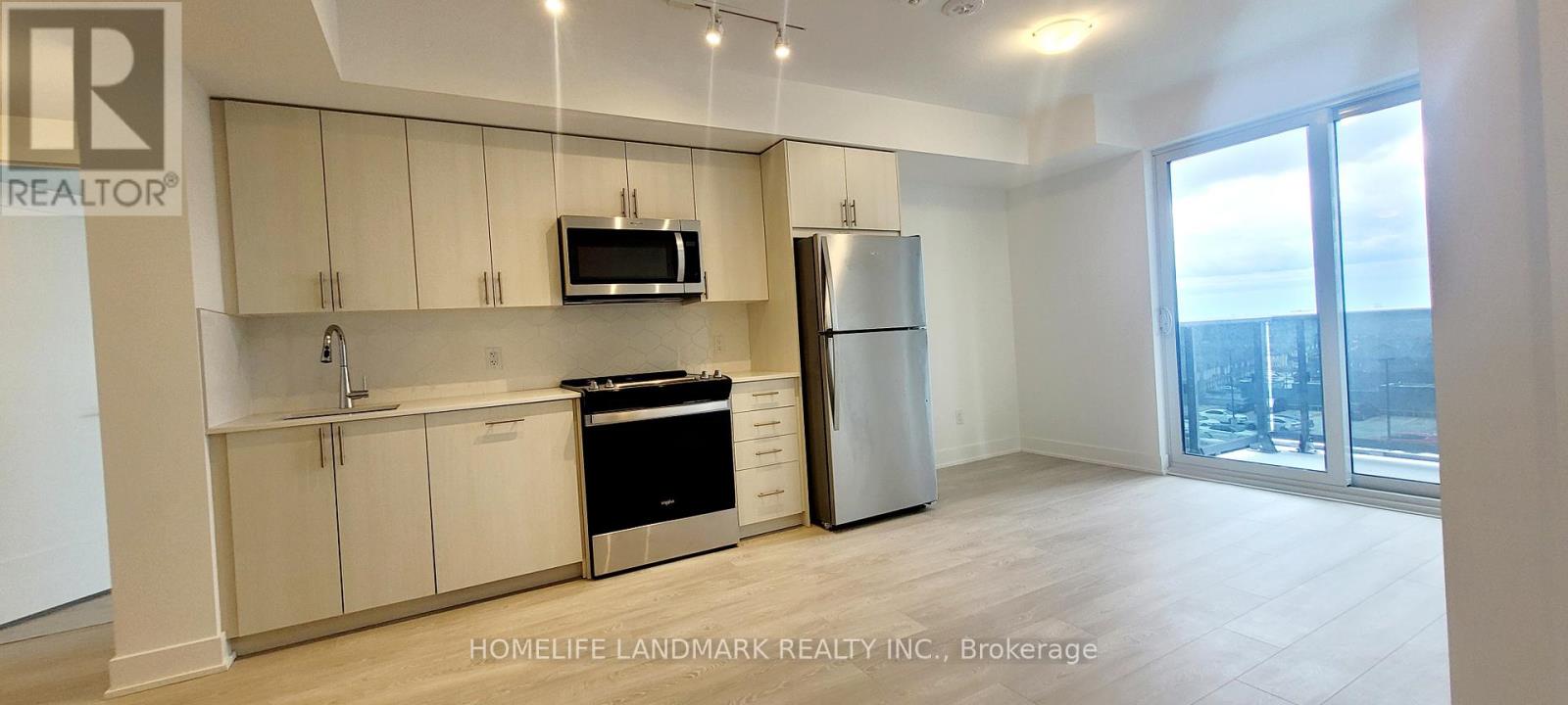 724 - 2545 Simcoe Street N, Oshawa, Ontario  L1L 0W3 - Photo 2 - E12962536